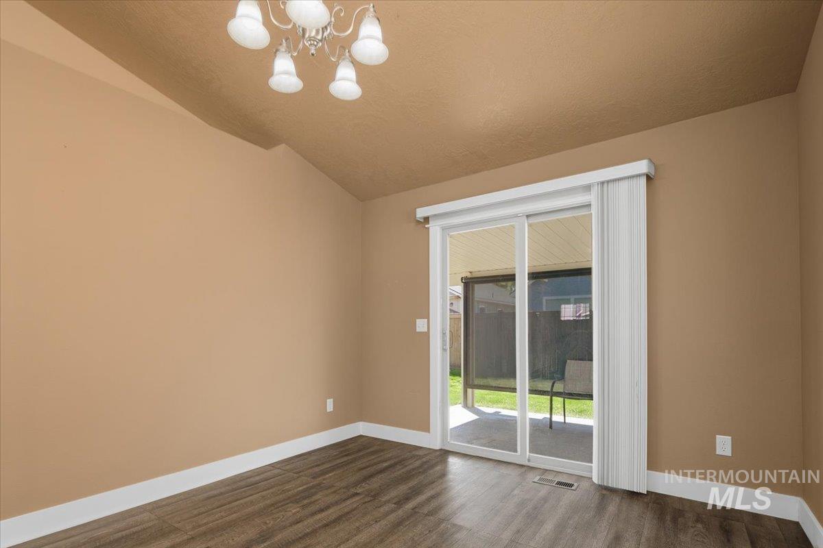 11127 W Springgold, Boise, Idaho 83709, 3 Bedrooms, 2 Bathrooms, Residential For Sale, Price $419,900, 98984651