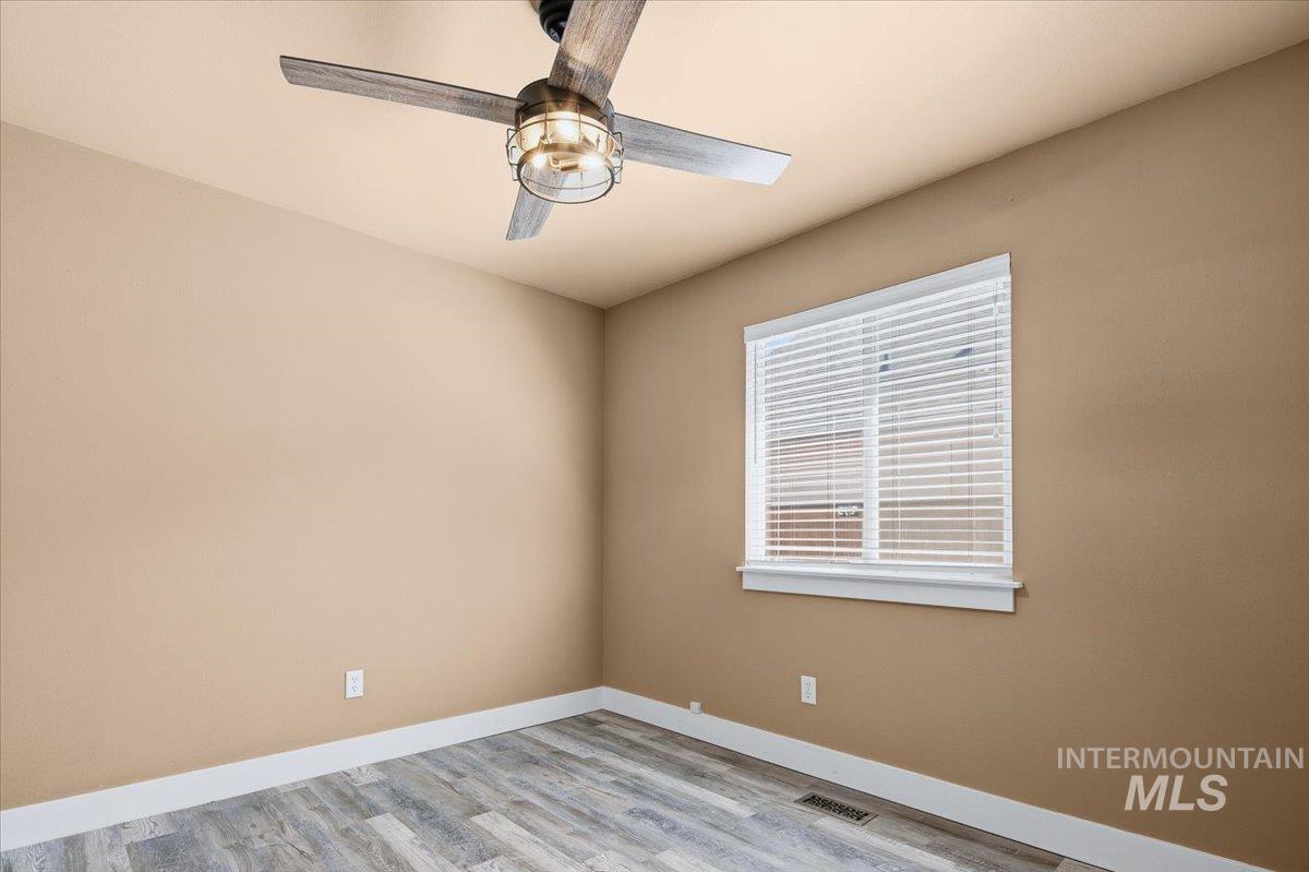 11127 W Springgold, Boise, Idaho 83709, 3 Bedrooms, 2 Bathrooms, Residential For Sale, Price $419,900, 98984651