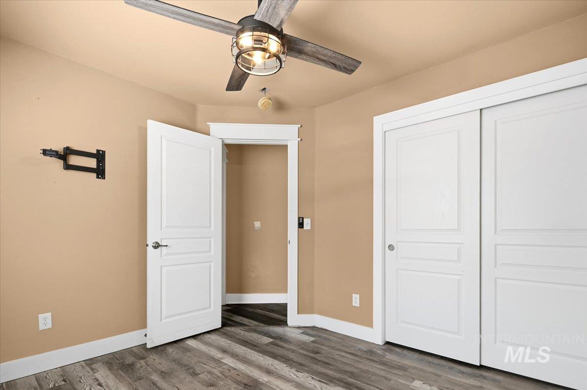 11127 W Springgold, Boise, Idaho 83709, 3 Bedrooms, 2 Bathrooms, Residential For Sale, Price $419,900, 98984651