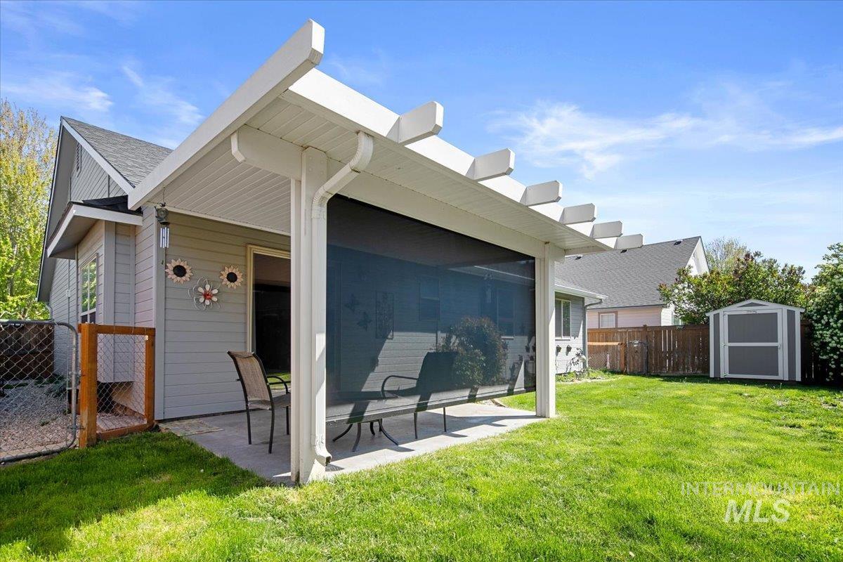 11127 W Springgold, Boise, Idaho 83709, 3 Bedrooms, 2 Bathrooms, Residential For Sale, Price $419,900, 98984651