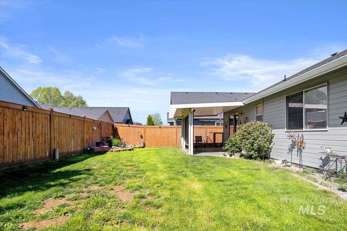 11127 W Springgold, Boise, Idaho 83709, 3 Bedrooms, 2 Bathrooms, Residential For Sale, Price $419,900, 98984651