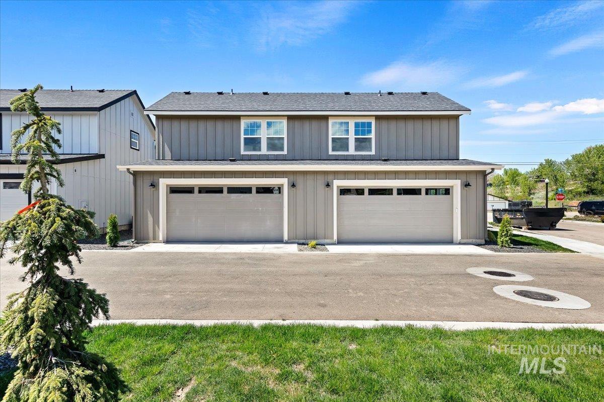 158 N Edgewood Ln, Eagle, Idaho 83616, 3 Bedrooms, 2.5 Bathrooms, Residential For Sale, Price $579,900,MLS 98984652