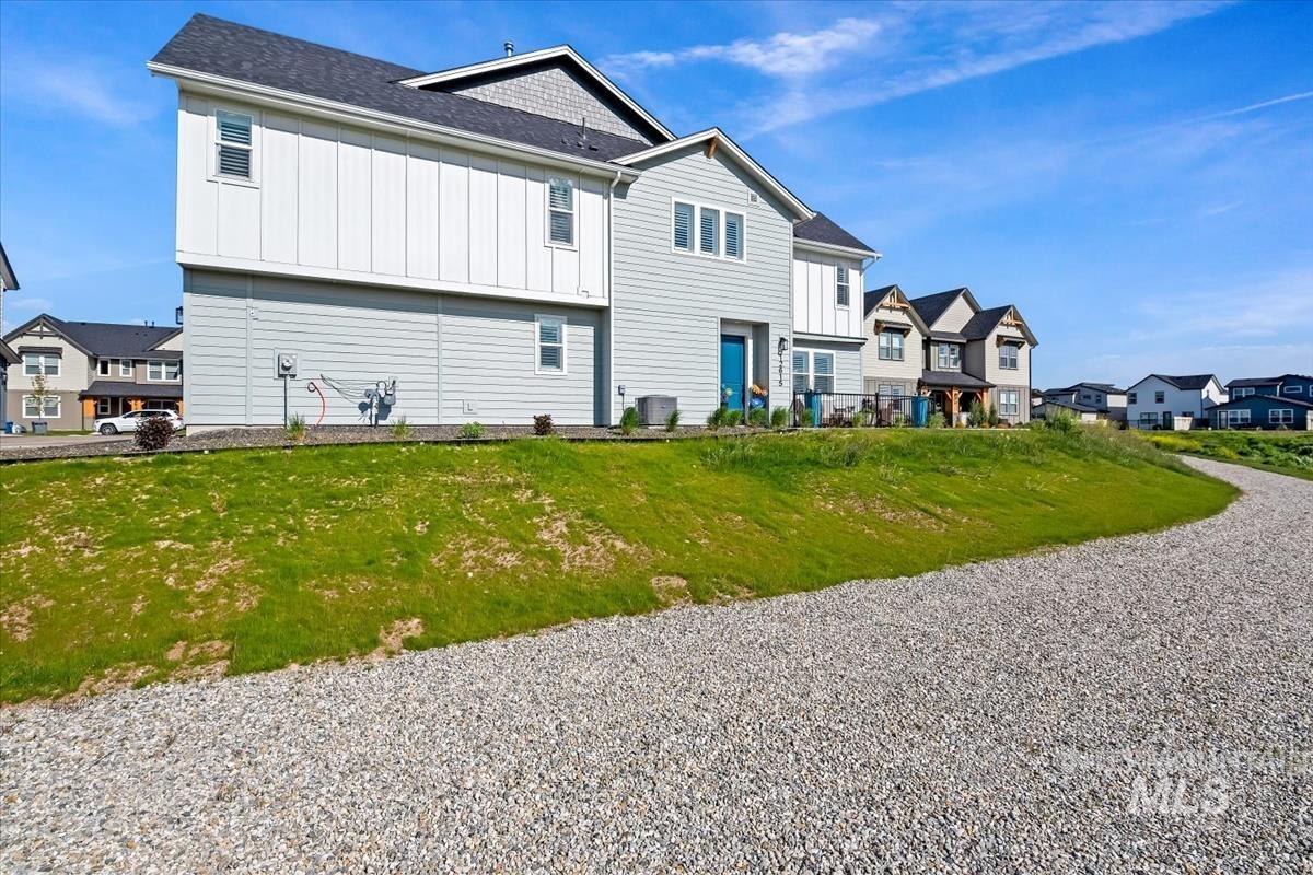 12615 W Mars Ln, Star, Idaho 83669, 3 Bedrooms, 2.5 Bathrooms, Residential For Sale, Price $434,900,MLS 98984654