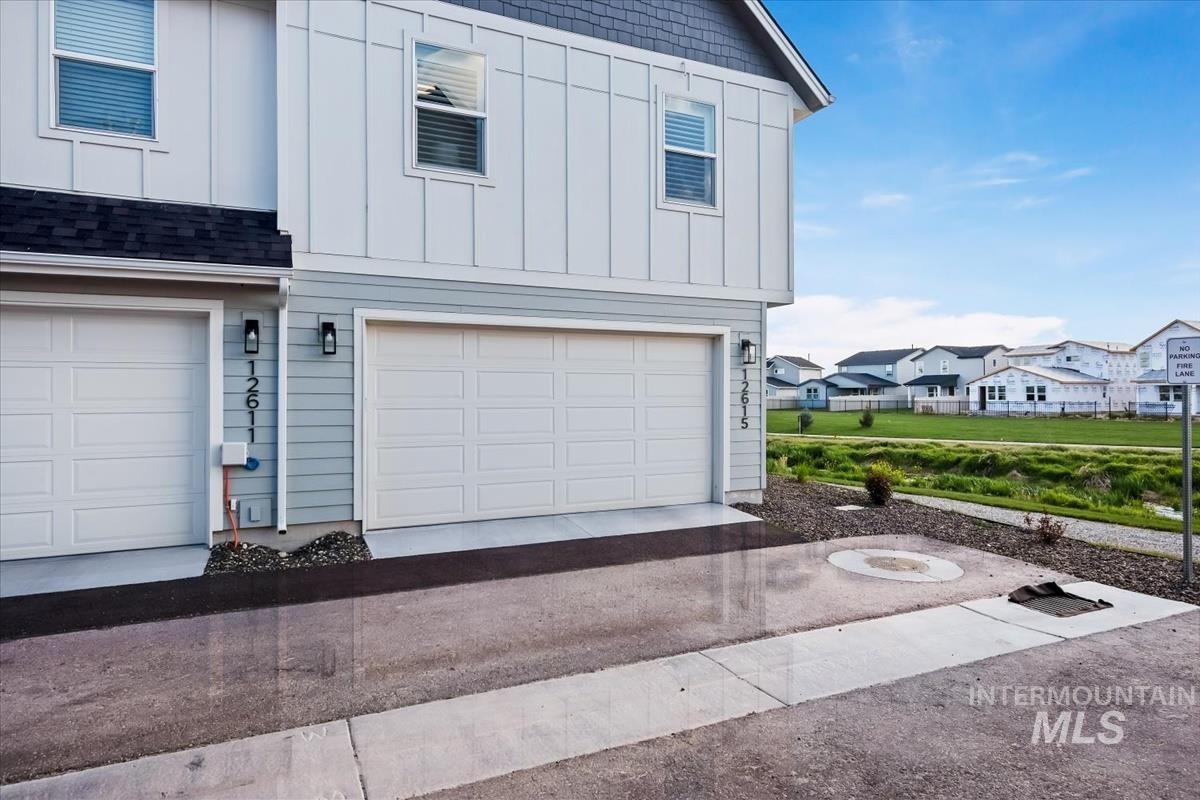 12615 W Mars Ln, Star, Idaho 83669, 3 Bedrooms, 2.5 Bathrooms, Residential For Sale, Price $434,900,MLS 98984654