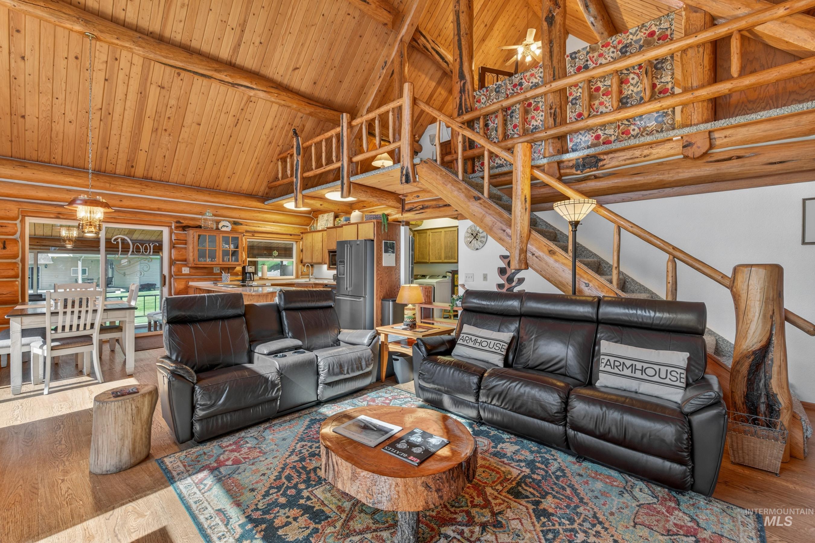 215 Doumecq Road, White Bird, Idaho 83554, 2 Bedrooms, 2 Bathrooms, Residential For Sale, Price $850,000,MLS 98984658