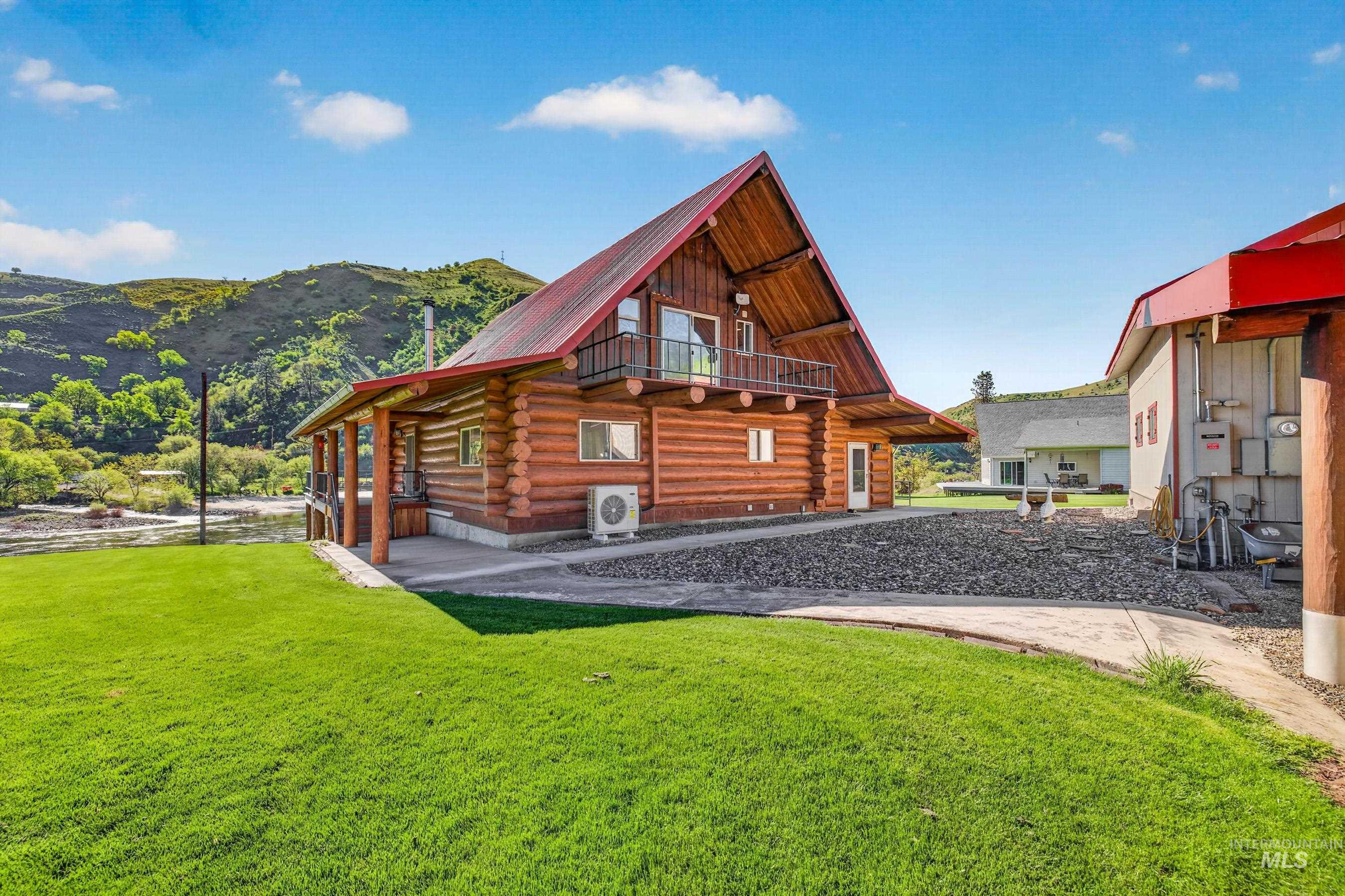 215 Doumecq Road, White Bird, Idaho 83554, 2 Bedrooms, 2 Bathrooms, Residential For Sale, Price $850,000,MLS 98984658