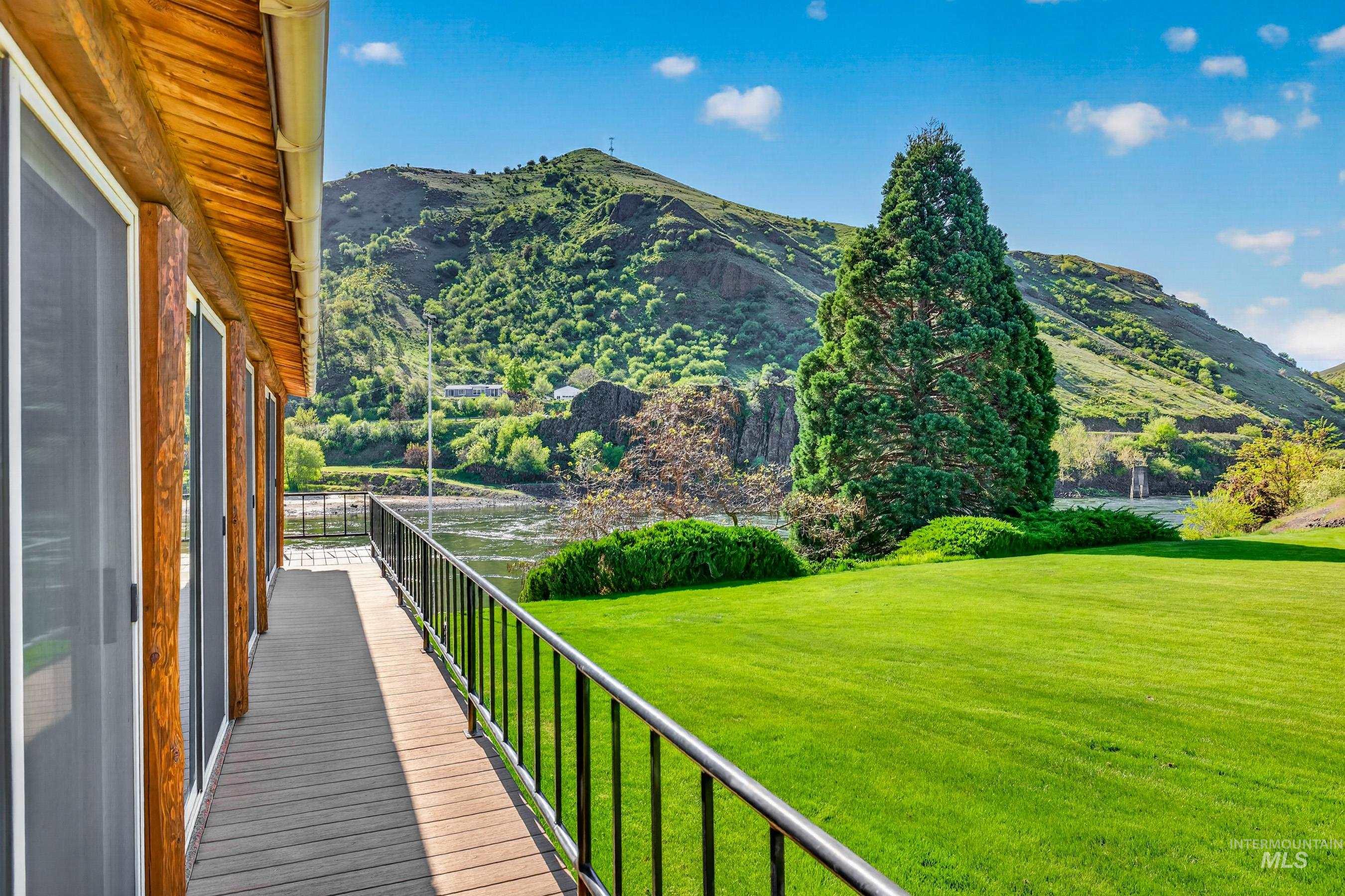 215 Doumecq Road, White Bird, Idaho 83554, 2 Bedrooms, 2 Bathrooms, Residential For Sale, Price $850,000,MLS 98984658