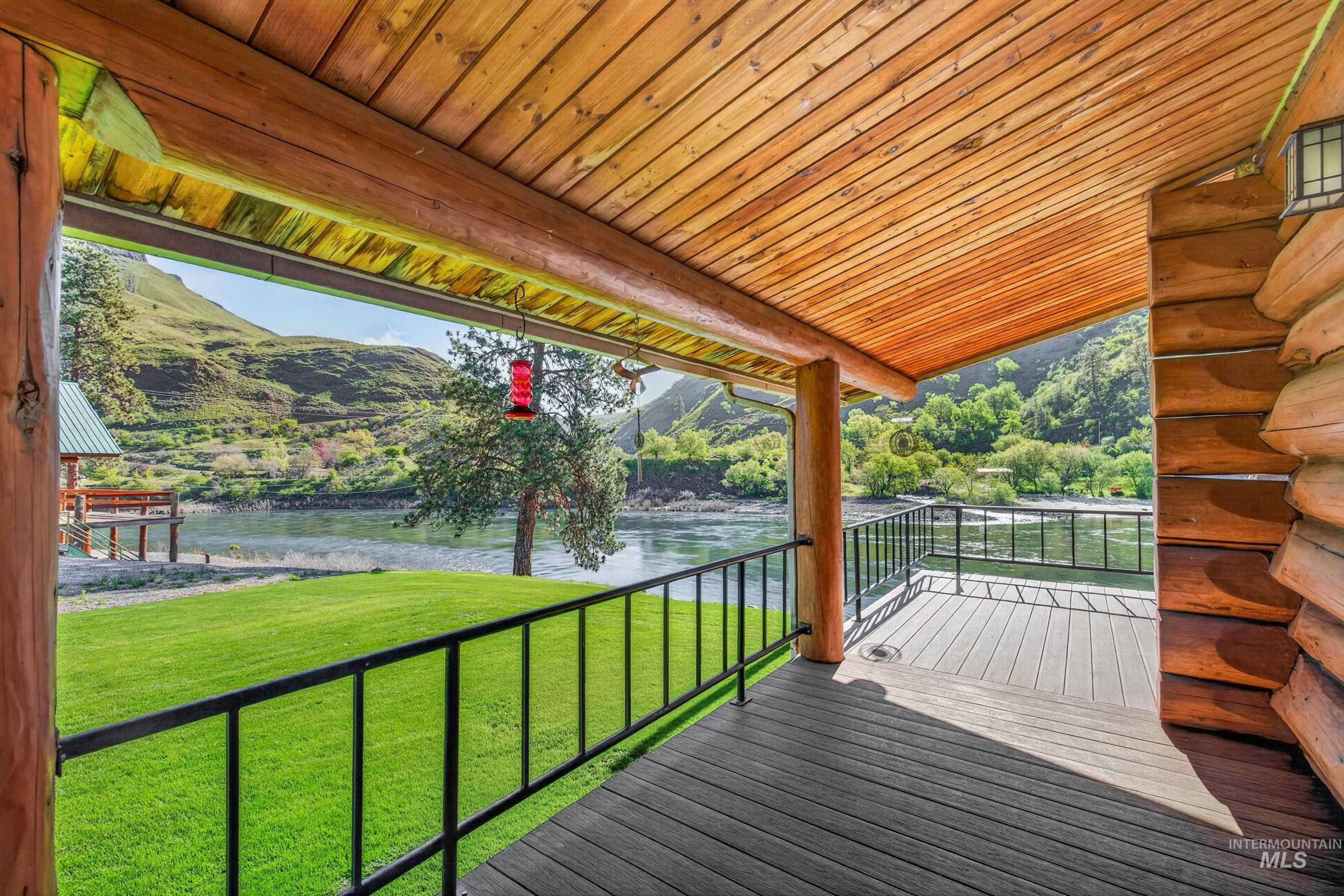 215 Doumecq Road, White Bird, Idaho 83554, 2 Bedrooms, 2 Bathrooms, Residential For Sale, Price $850,000,MLS 98984658