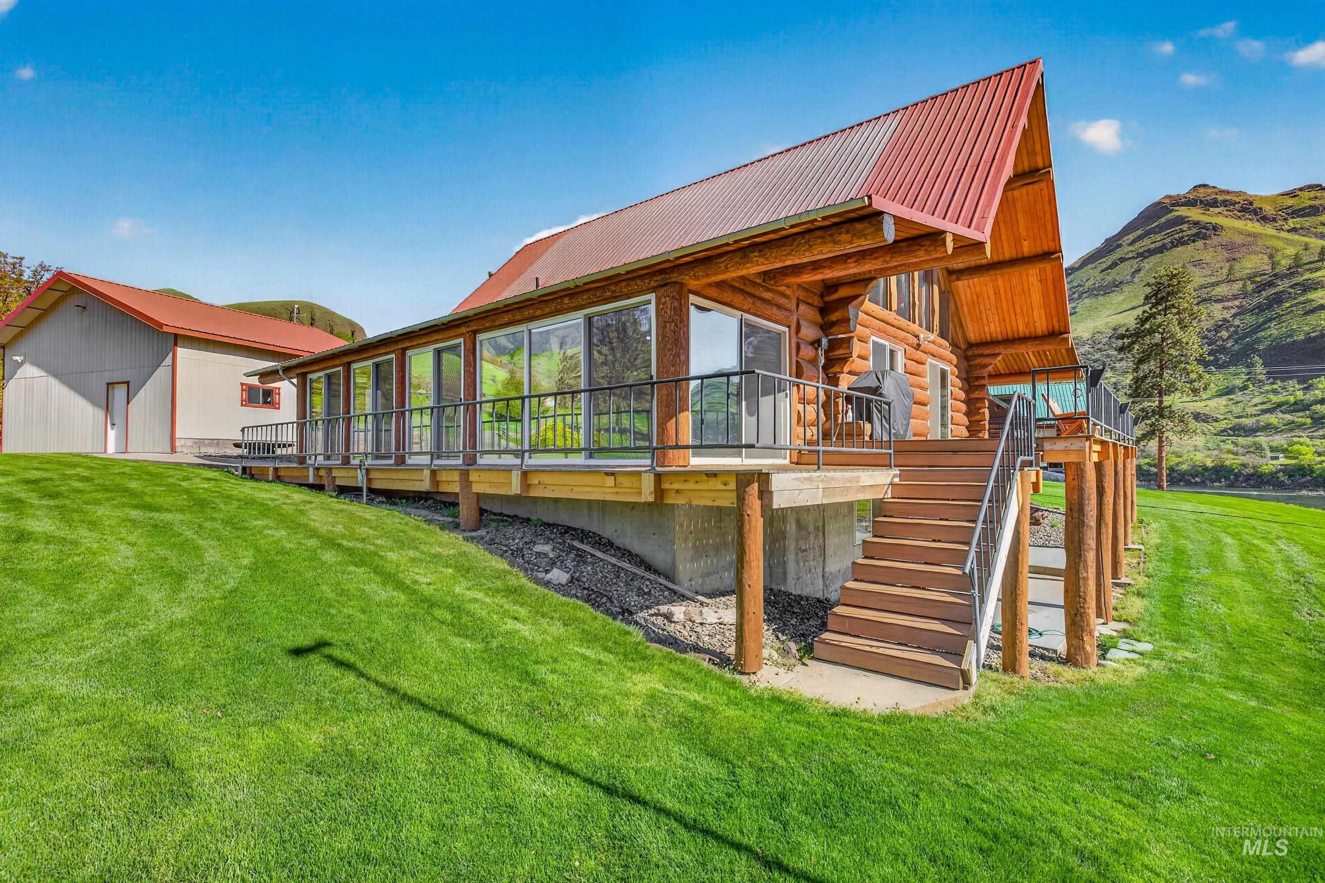 215 Doumecq Road, White Bird, Idaho 83554, 2 Bedrooms, 2 Bathrooms, Residential For Sale, Price $850,000,MLS 98984658