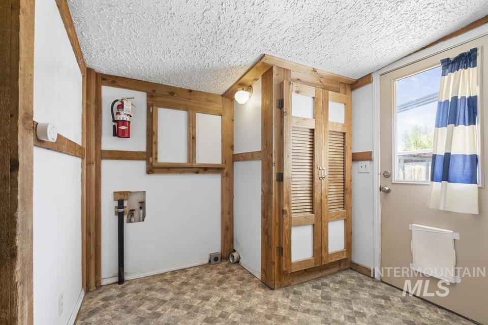 215 W Arizona Ave, Homedale, Idaho 83628-0000, 3 Bedrooms, 1 Bathroom, Residential For Sale, Price $275,000,MLS 98984659