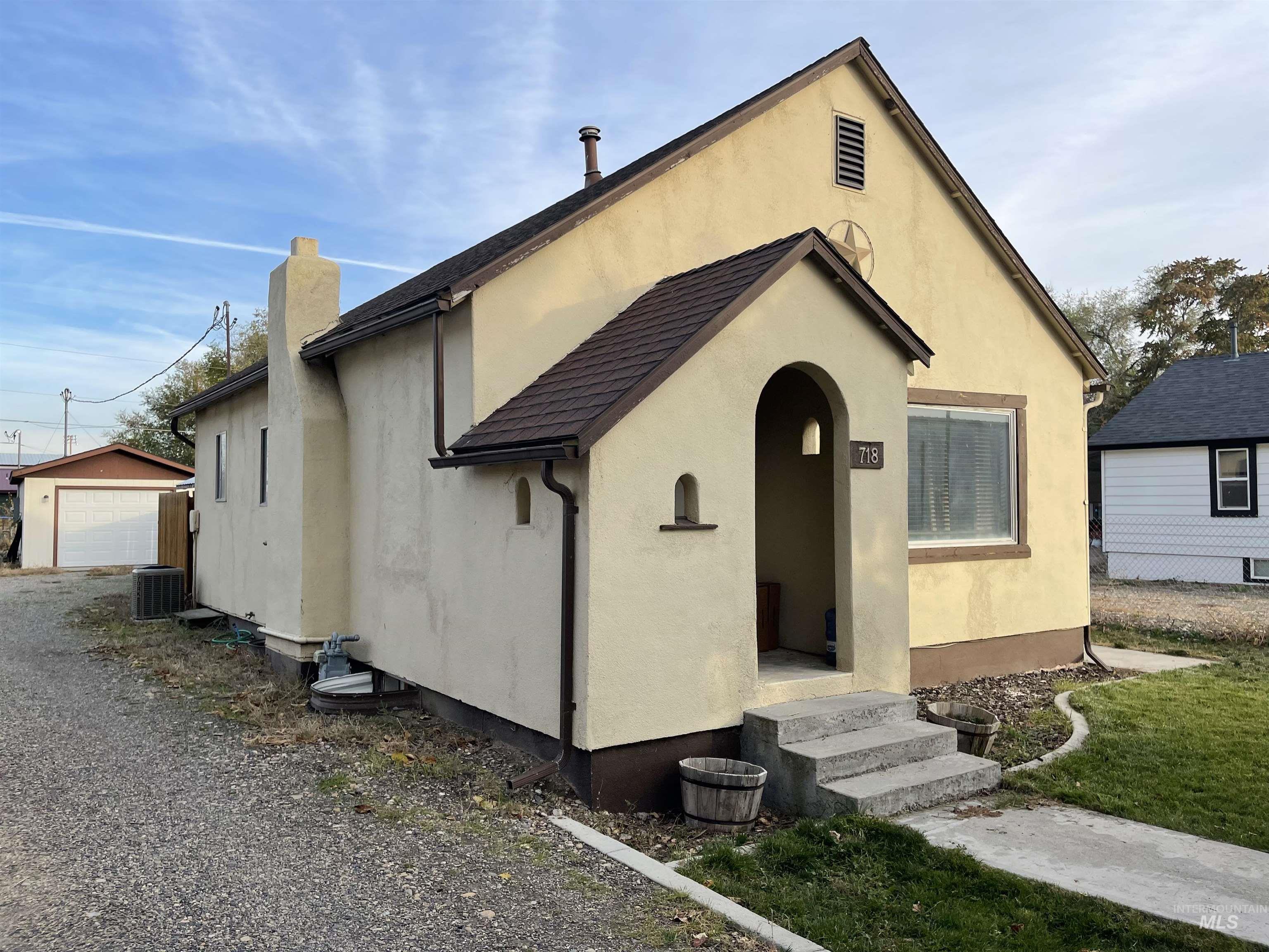 718 S Colorado Ave, Fruitland, Idaho 83619, 2 Bedrooms, 1 Bathroom, Residential For Sale, Price $224,999,MLS 98984660