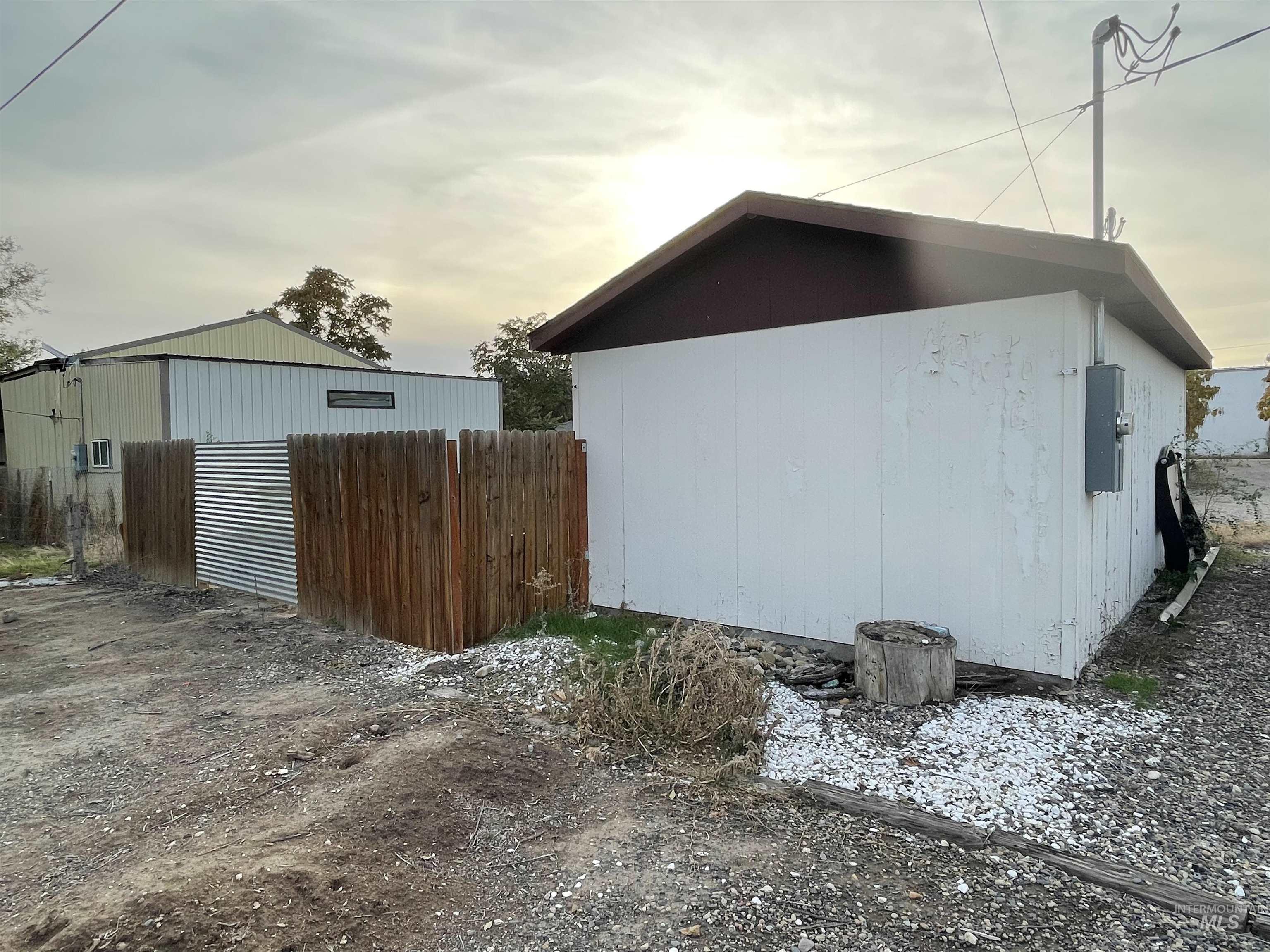 718 S Colorado Ave, Fruitland, Idaho 83619, 2 Bedrooms, 1 Bathroom, Residential For Sale, Price $224,999,MLS 98984660