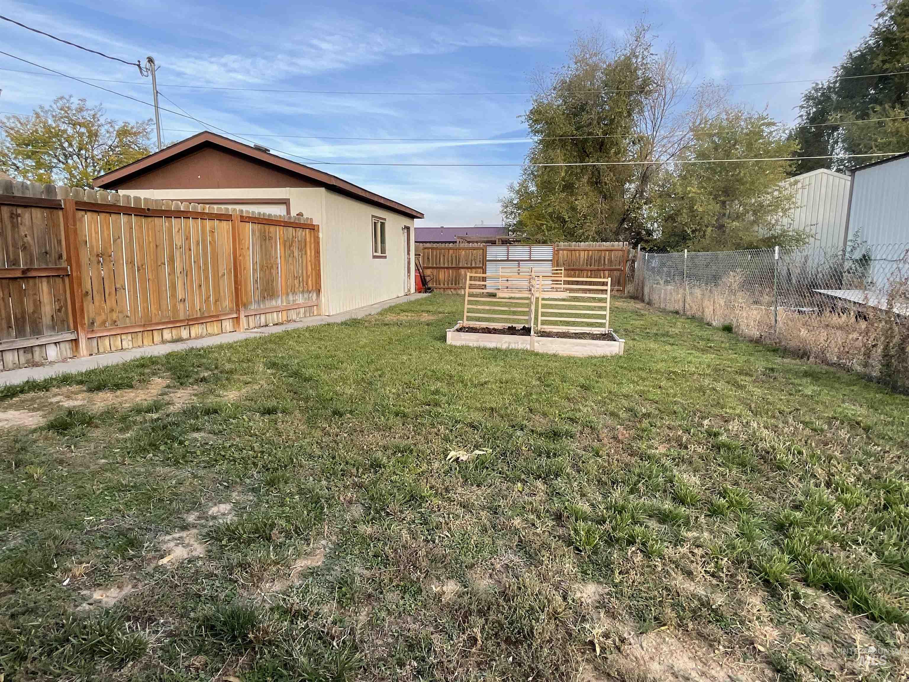 718 S Colorado Ave, Fruitland, Idaho 83619, 2 Bedrooms, 1 Bathroom, Residential For Sale, Price $224,999,MLS 98984660