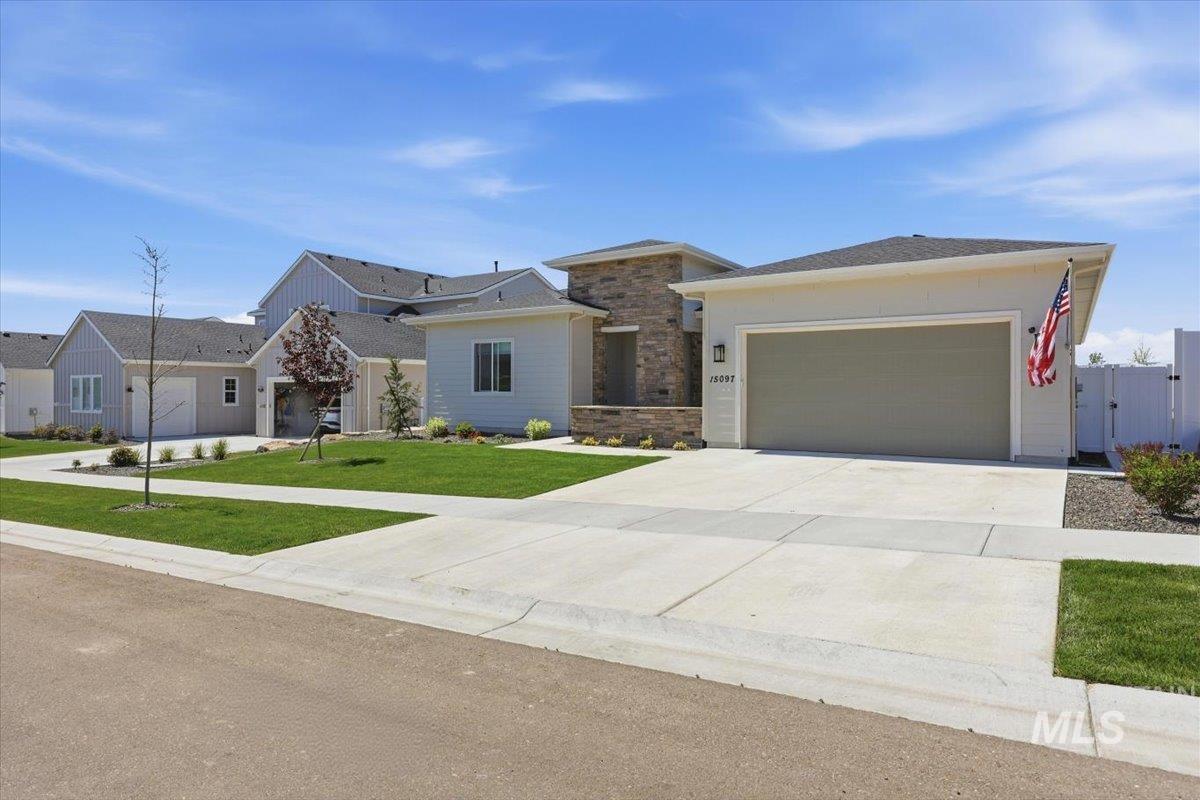 15097 Steel Cloud Ave, Caldwell, Idaho 83607, 4 Bedrooms, 3 Bathrooms, Residential For Sale, Price $643,900,MLS 98984661