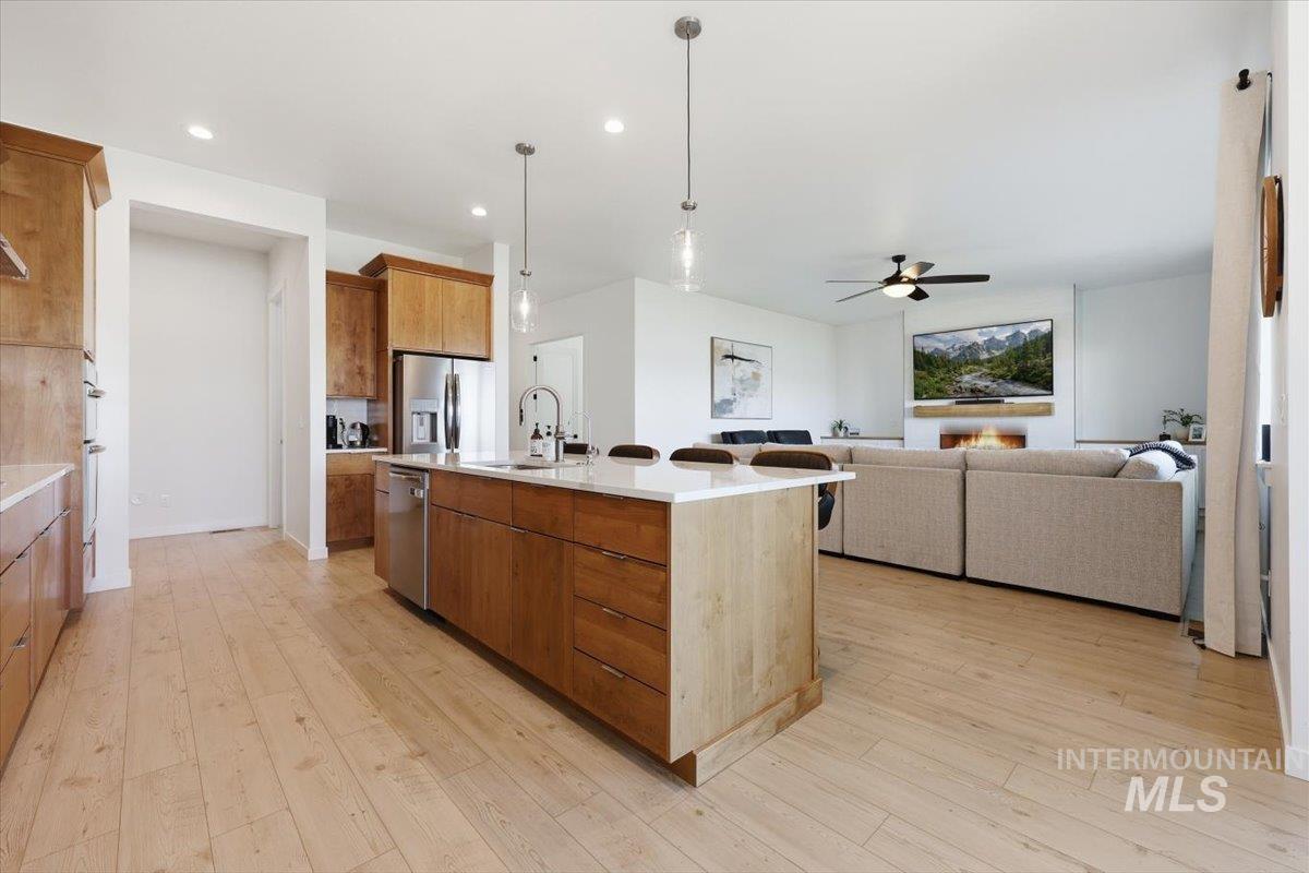 15097 Steel Cloud Ave, Caldwell, Idaho 83607, 4 Bedrooms, 3 Bathrooms, Residential For Sale, Price $643,900,MLS 98984661