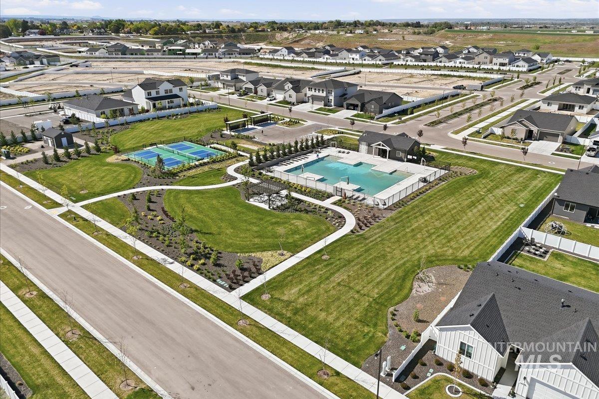 15097 Steel Cloud Ave, Caldwell, Idaho 83607, 4 Bedrooms, 3 Bathrooms, Residential For Sale, Price $643,900,MLS 98984661