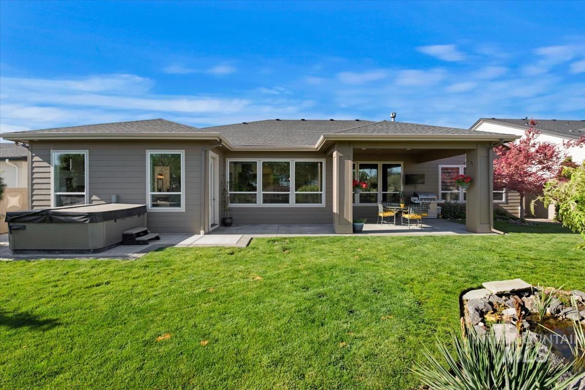 8833 E Hyacinth St, Nampa, Idaho 83687, 3 Bedrooms, 3.5 Bathrooms, Residential For Sale, Price $864,900, 98984666