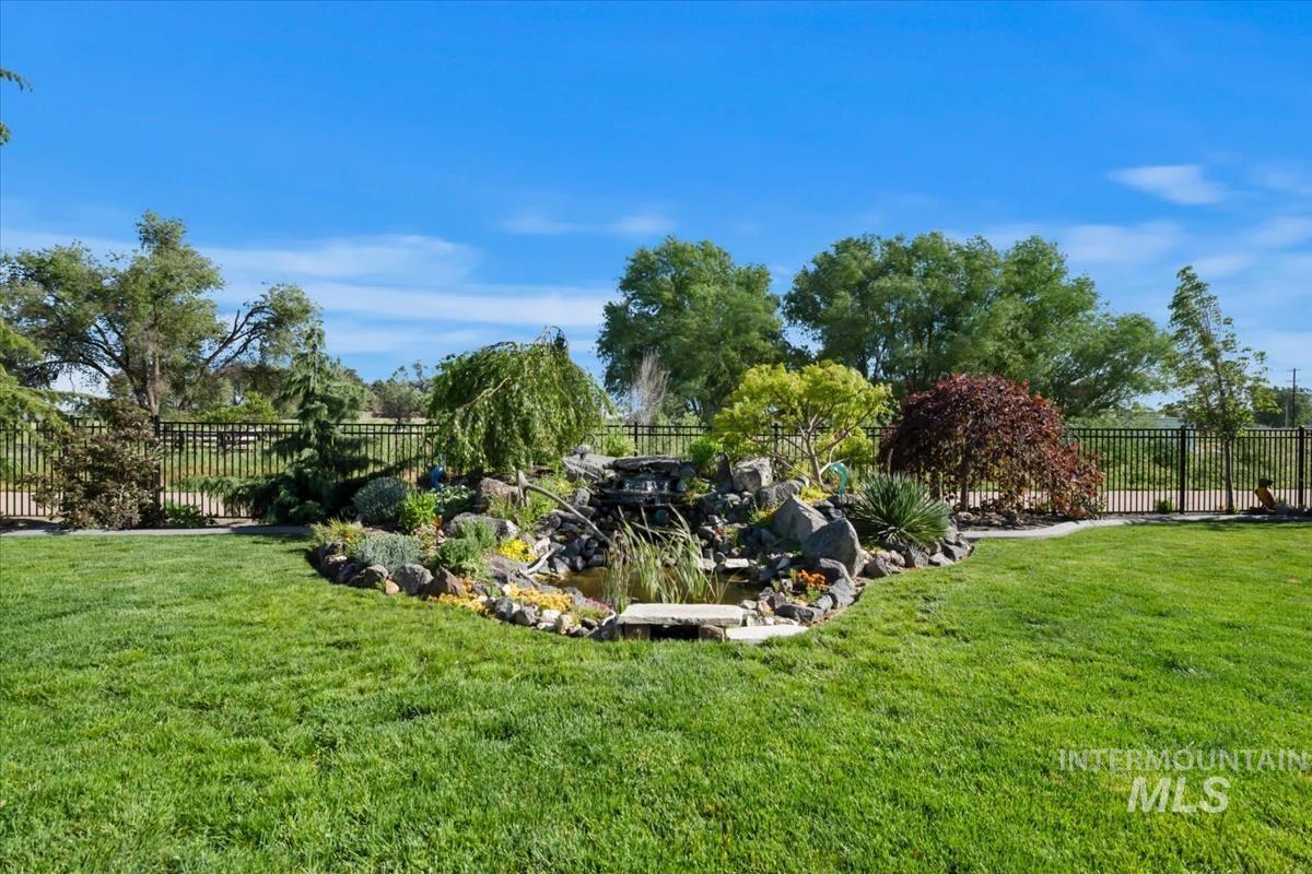 8833 E Hyacinth St, Nampa, Idaho 83687, 3 Bedrooms, 3.5 Bathrooms, Residential For Sale, Price $864,900, 98984666