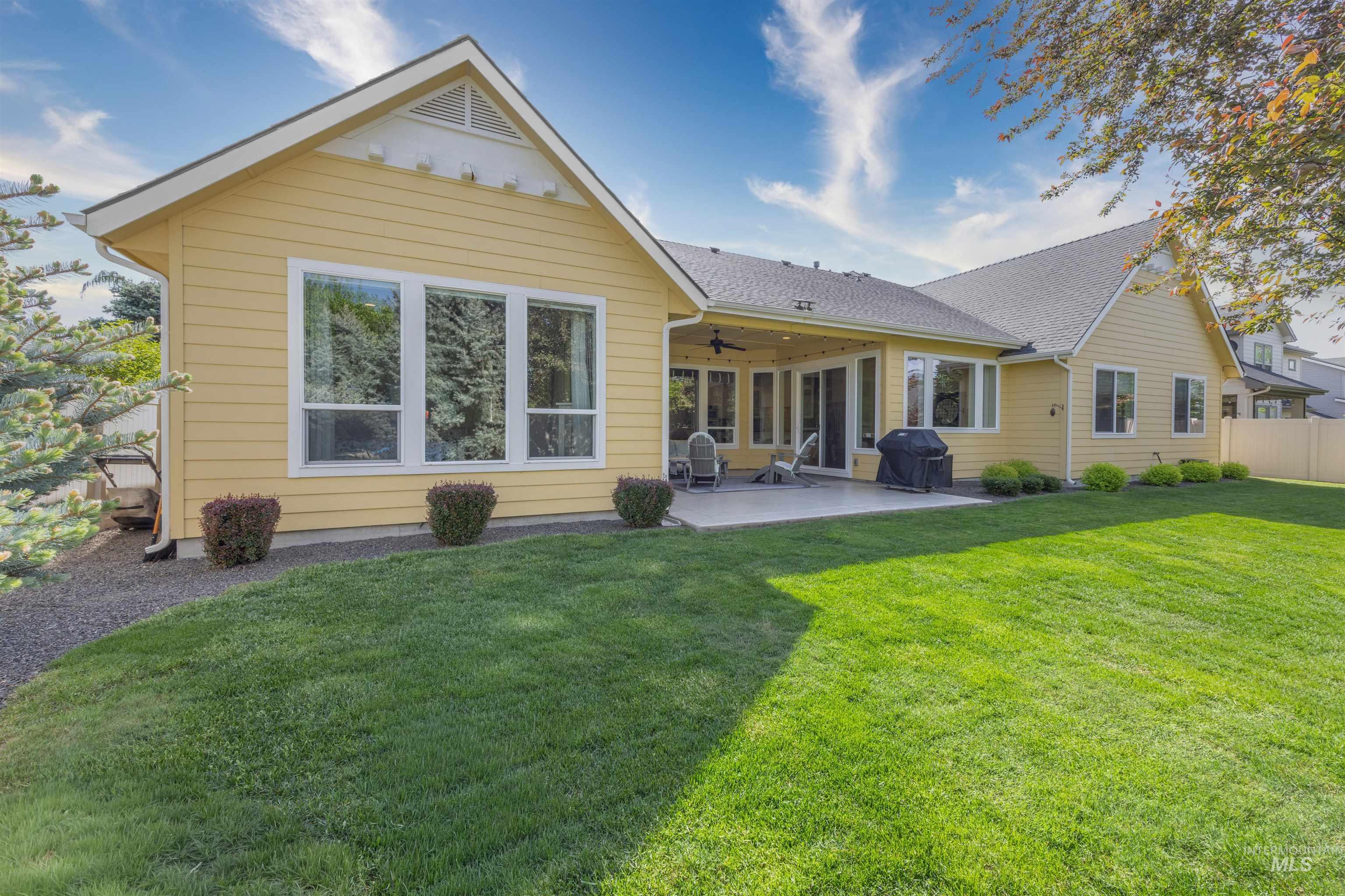 2023 N Sensation Ave, Eagle, Idaho 83616, 4 Bedrooms, 2.5 Bathrooms, Residential For Sale, Price $875,000,MLS 98984670