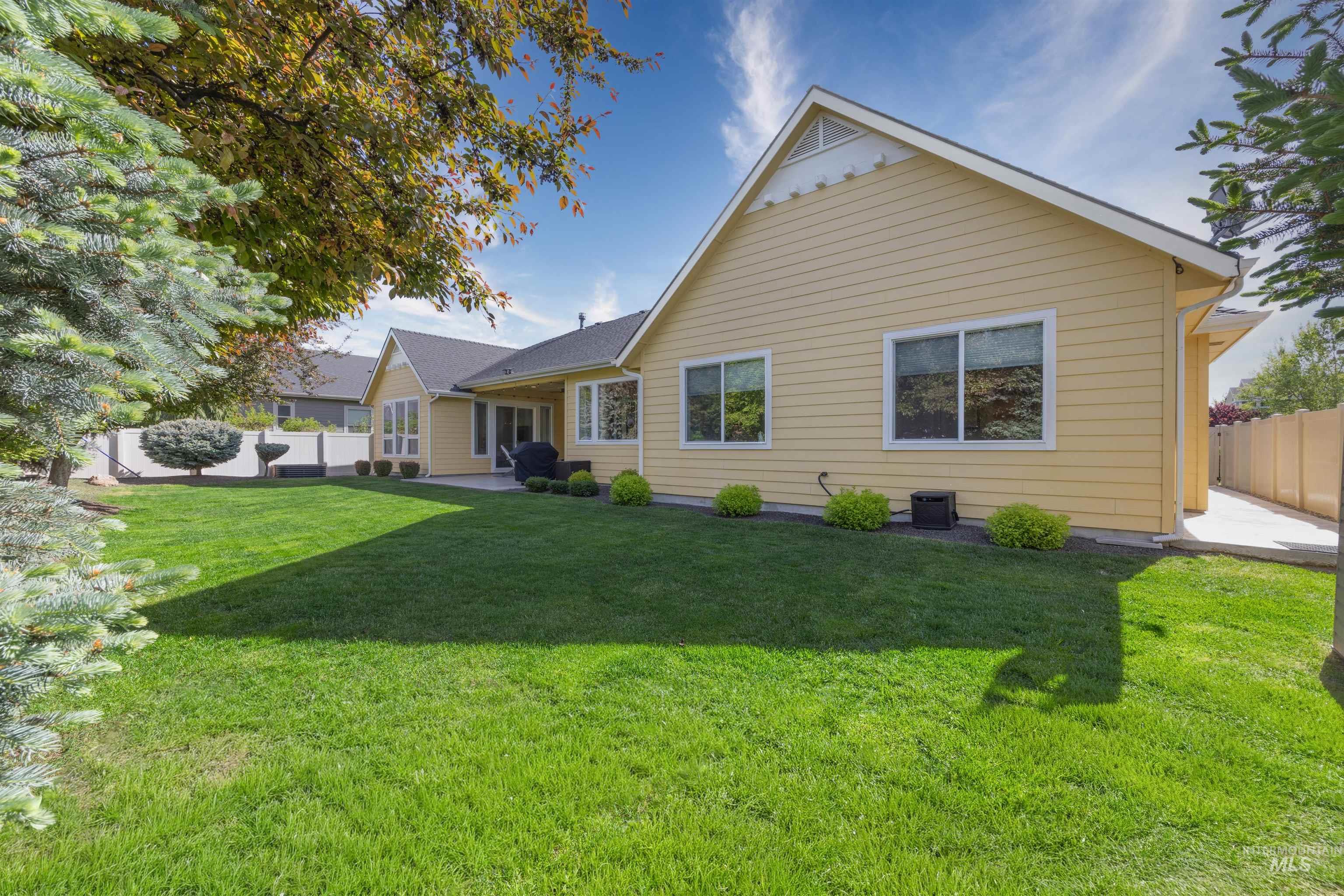 2023 N Sensation Ave, Eagle, Idaho 83616, 4 Bedrooms, 2.5 Bathrooms, Residential For Sale, Price $875,000,MLS 98984670
