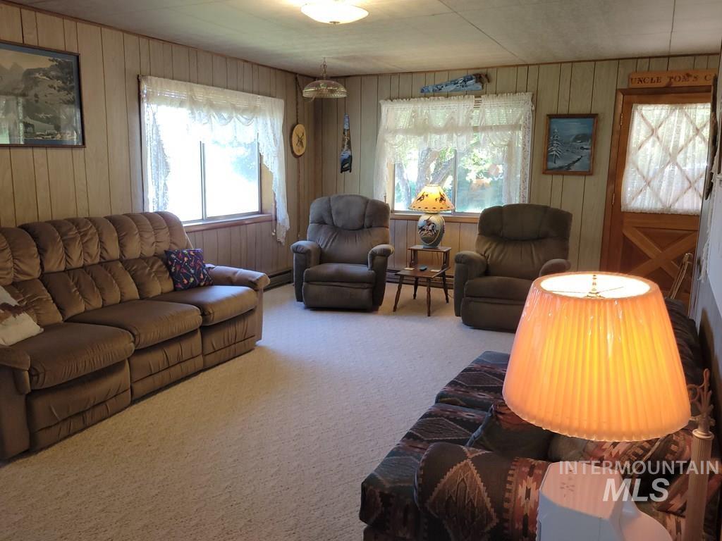 607/11 S Main Street, Cascade, Idaho 83611, Business/Commercial For Sale, Price $499,000, 98984671