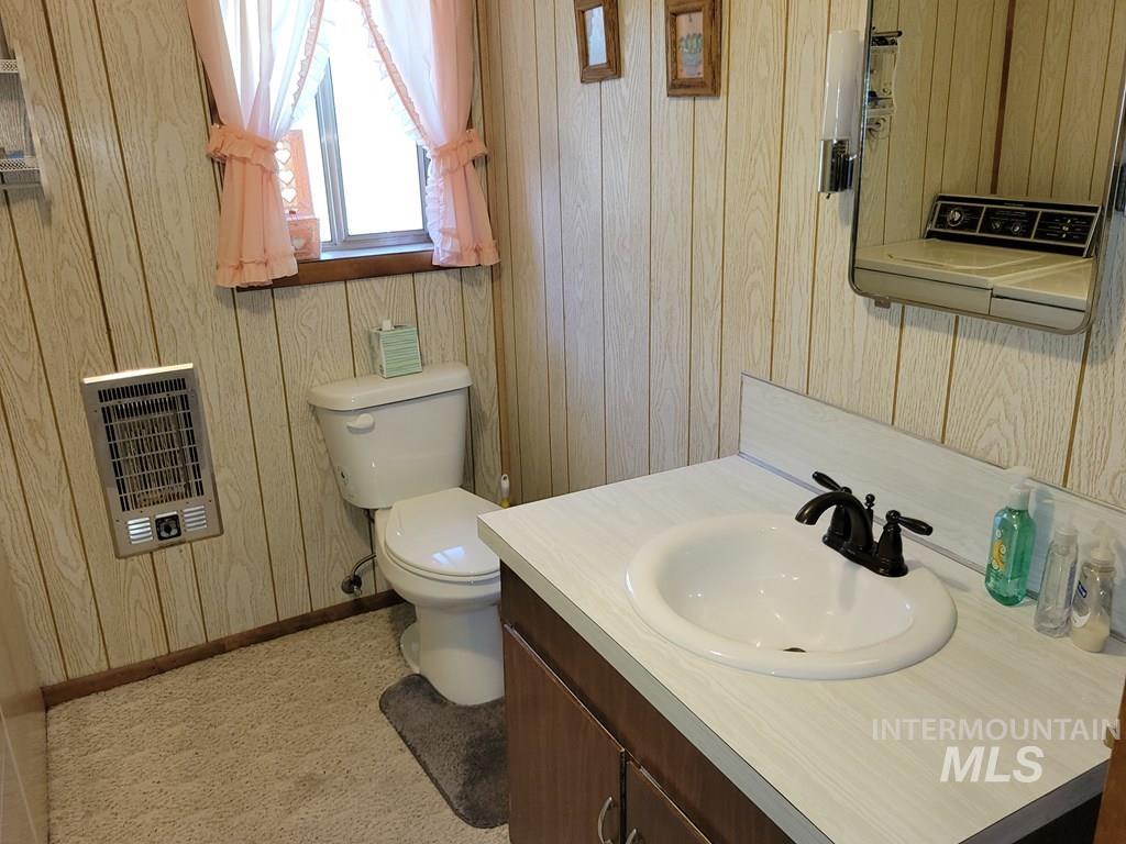 607/11 S Main Street, Cascade, Idaho 83611, Business/Commercial For Sale, Price $499,000, 98984671