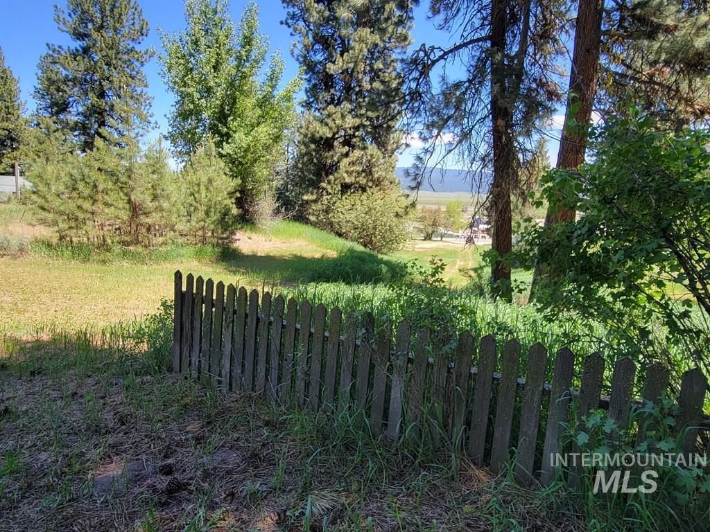 607/11 S Main Street, Cascade, Idaho 83611, Business/Commercial For Sale, Price $499,000, 98984671