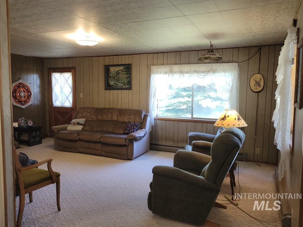 607/11 S Main Street, Cascade, Idaho 83611, Business/Commercial For Sale, Price $499,000, 98984671