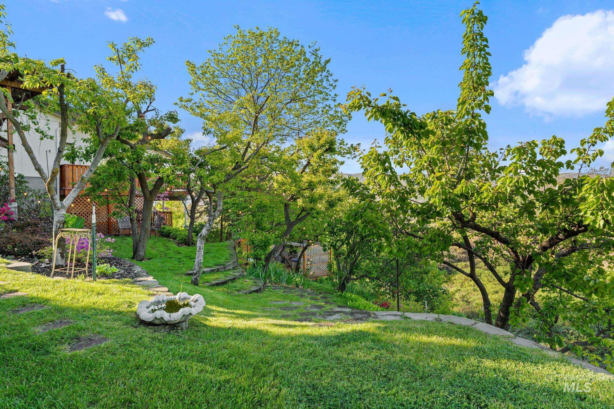 2841 Mayfair Dr, Lewiston, Idaho 83501, 3 Bedrooms, 3 Bathrooms, Residential Income For Sale, Price $615,000, 98984673