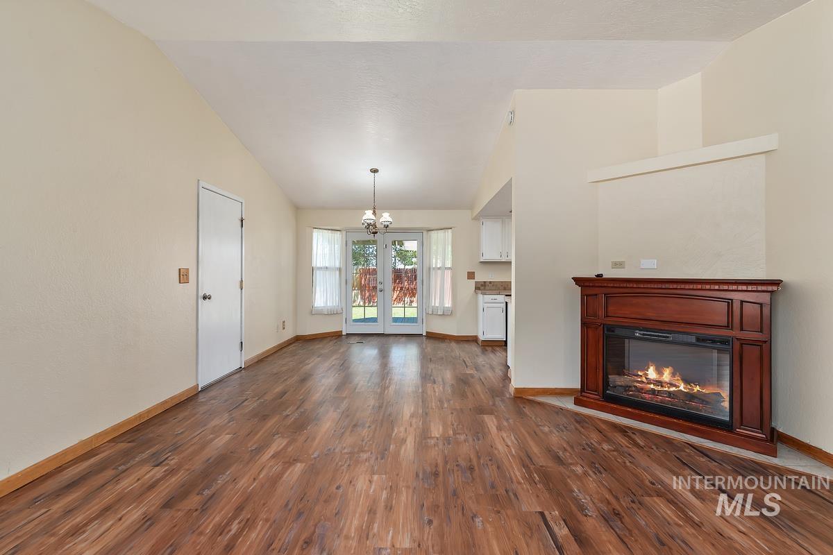 2715 Twilight St, Caldwell, Idaho 83605, 3 Bedrooms, 2 Bathrooms, Residential For Sale, Price $347,900,MLS 98984675