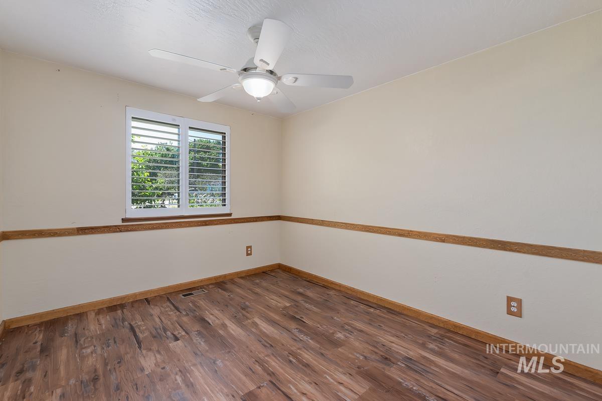2715 Twilight St, Caldwell, Idaho 83605, 3 Bedrooms, 2 Bathrooms, Residential For Sale, Price $347,900,MLS 98984675