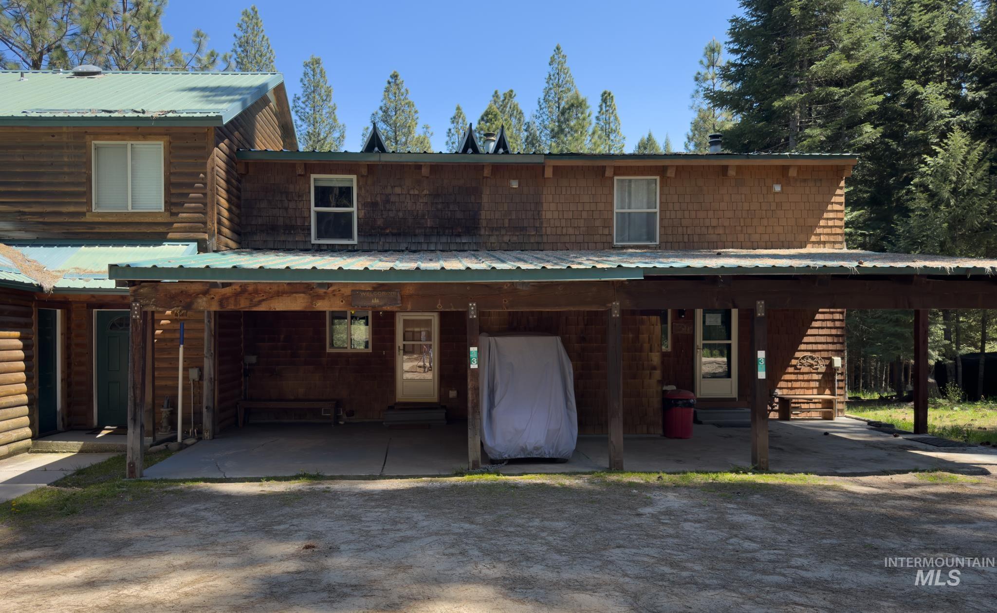 33 Sunrise Drive, Garden Valley, Idaho 83622, 2 Bedrooms, 1.5 Bathrooms, Residential For Sale, Price $349,988,MLS 98984677