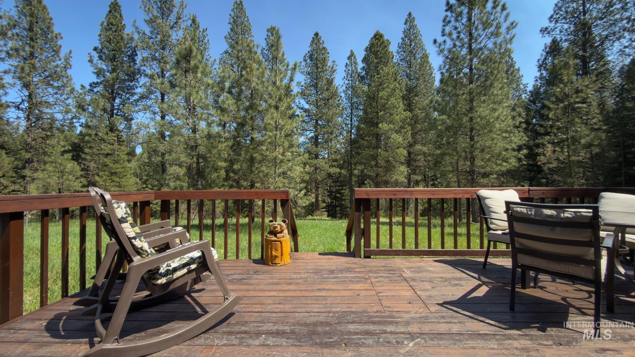 33 Sunrise Drive, Garden Valley, Idaho 83622, 2 Bedrooms, 1.5 Bathrooms, Residential For Sale, Price $349,988,MLS 98984677