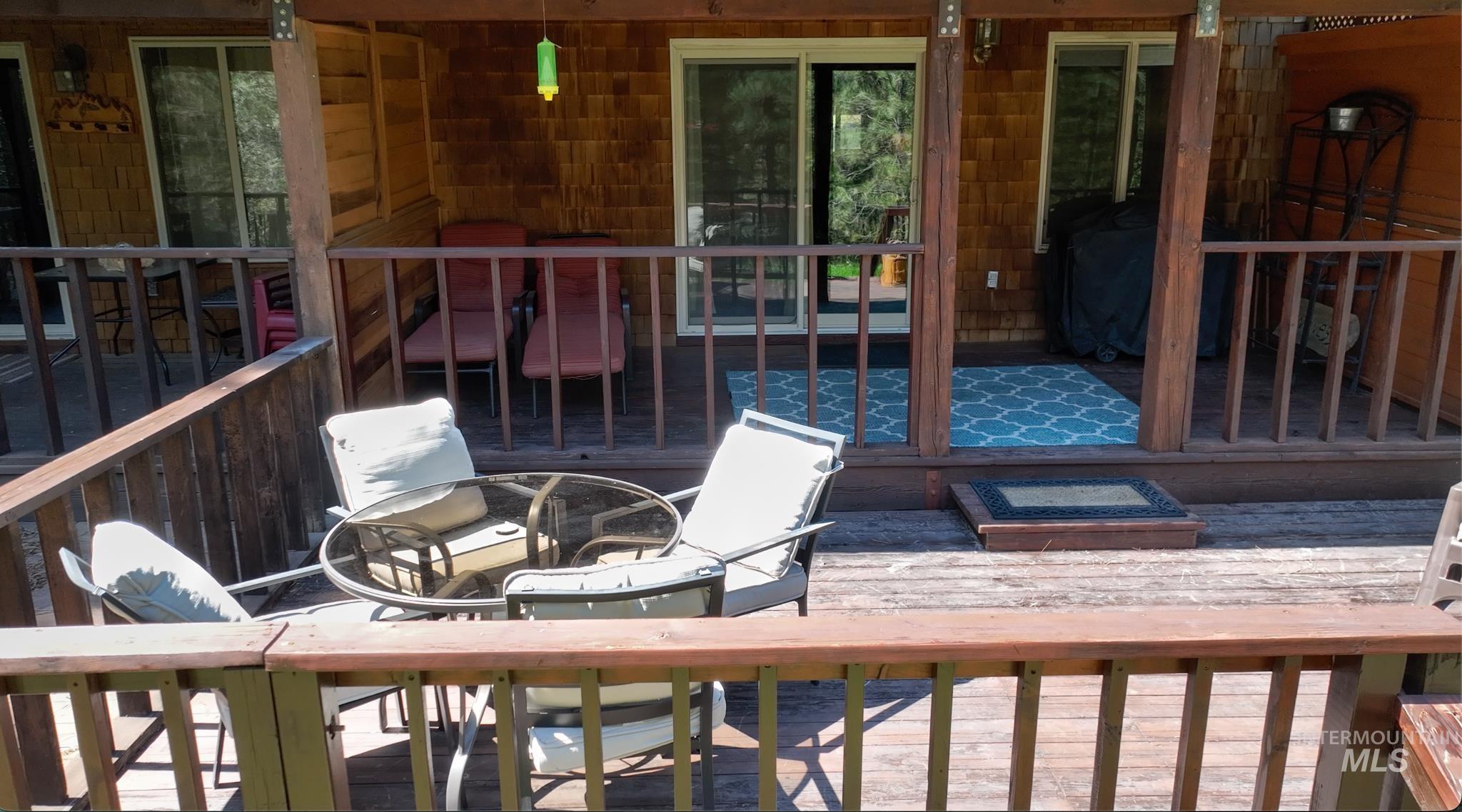 33 Sunrise Drive, Garden Valley, Idaho 83622, 2 Bedrooms, 1.5 Bathrooms, Residential For Sale, Price $349,988,MLS 98984677