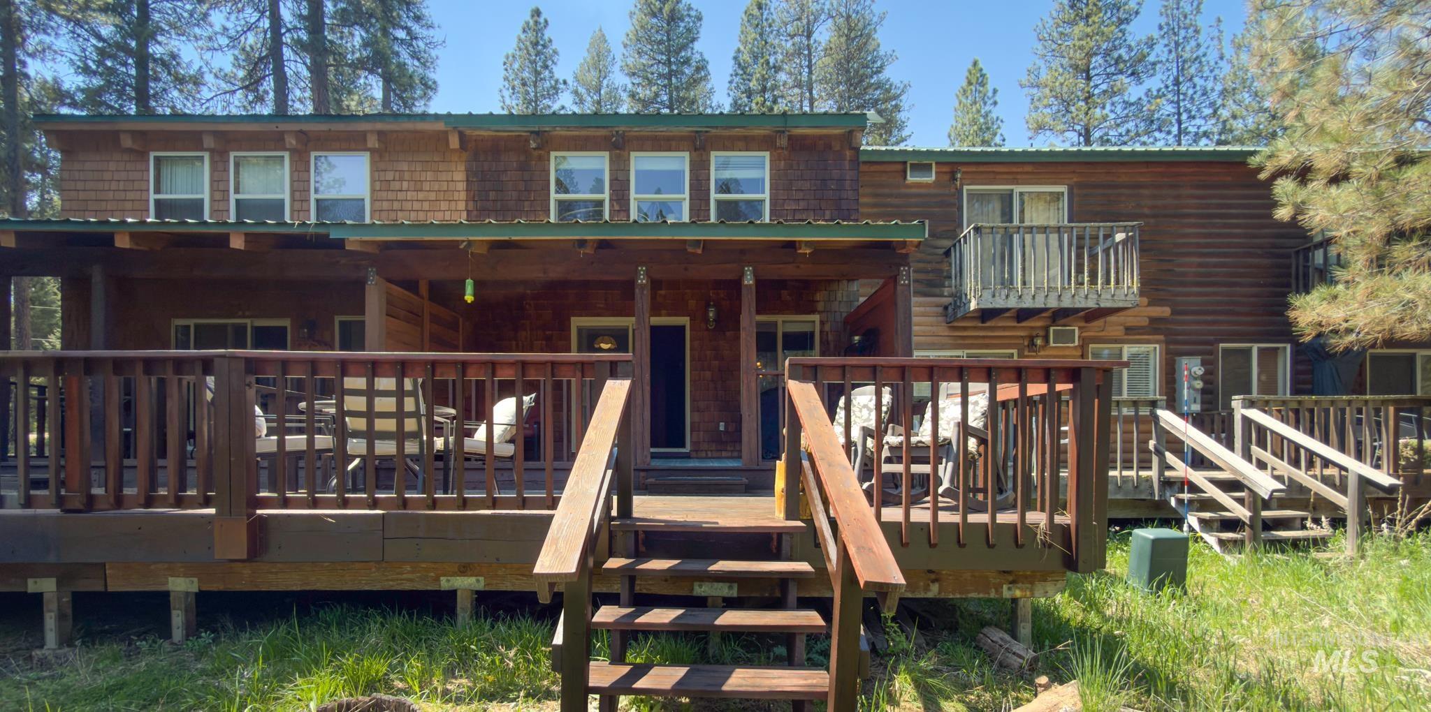 33 Sunrise Drive, Garden Valley, Idaho 83622, 2 Bedrooms, 1.5 Bathrooms, Residential For Sale, Price $349,988,MLS 98984677