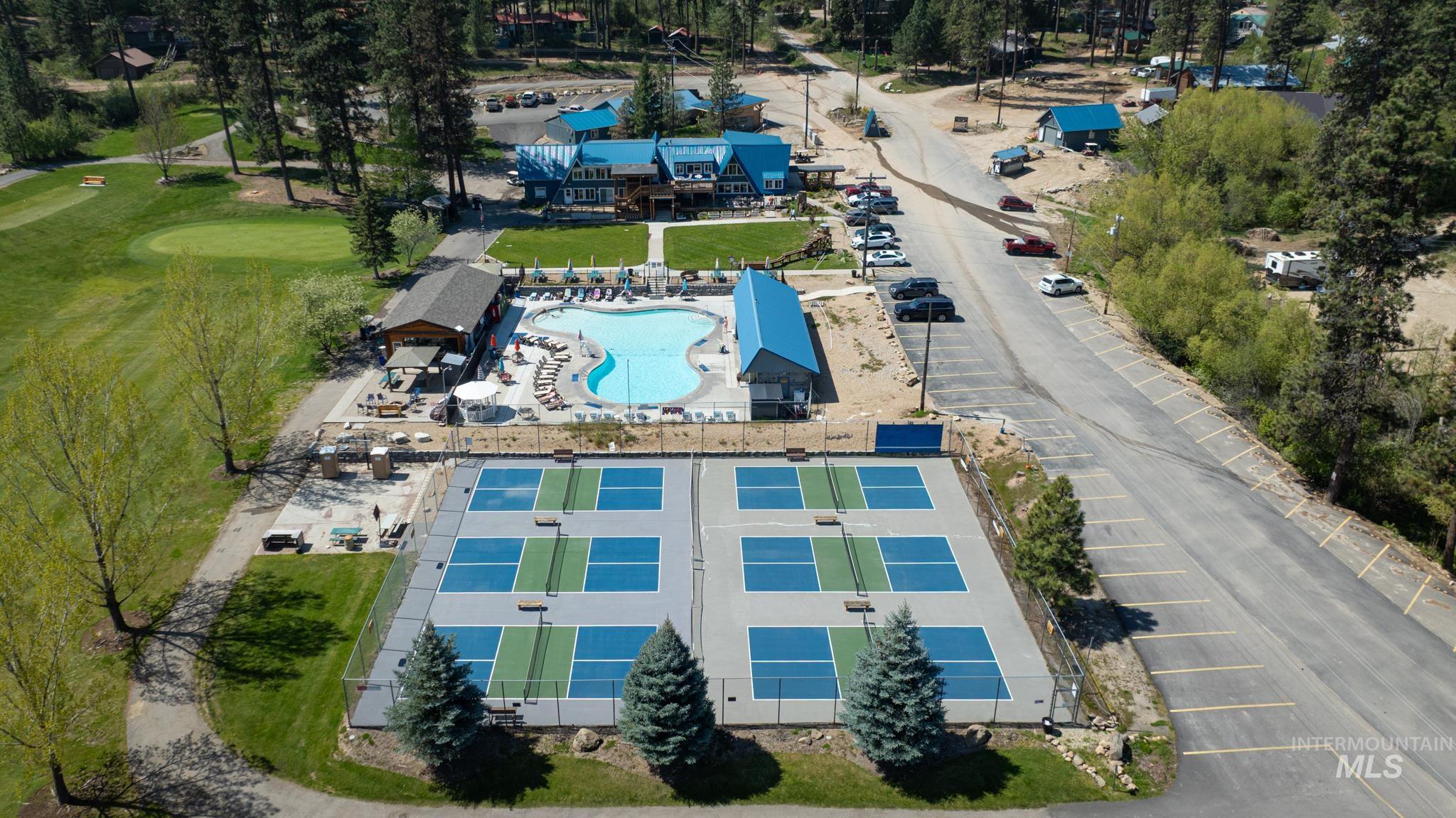 33 Sunrise Drive, Garden Valley, Idaho 83622, 2 Bedrooms, 1.5 Bathrooms, Residential For Sale, Price $349,988,MLS 98984677