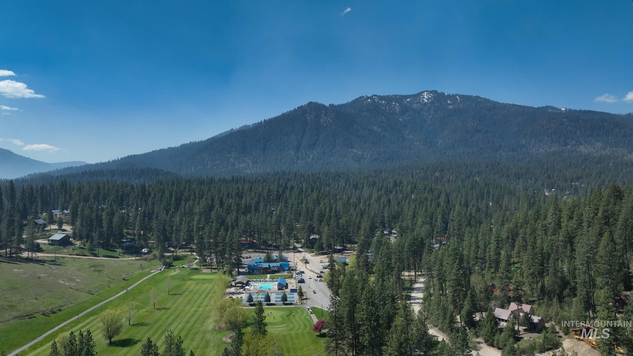 33 Sunrise Drive, Garden Valley, Idaho 83622, 2 Bedrooms, 1.5 Bathrooms, Residential For Sale, Price $349,988,MLS 98984677