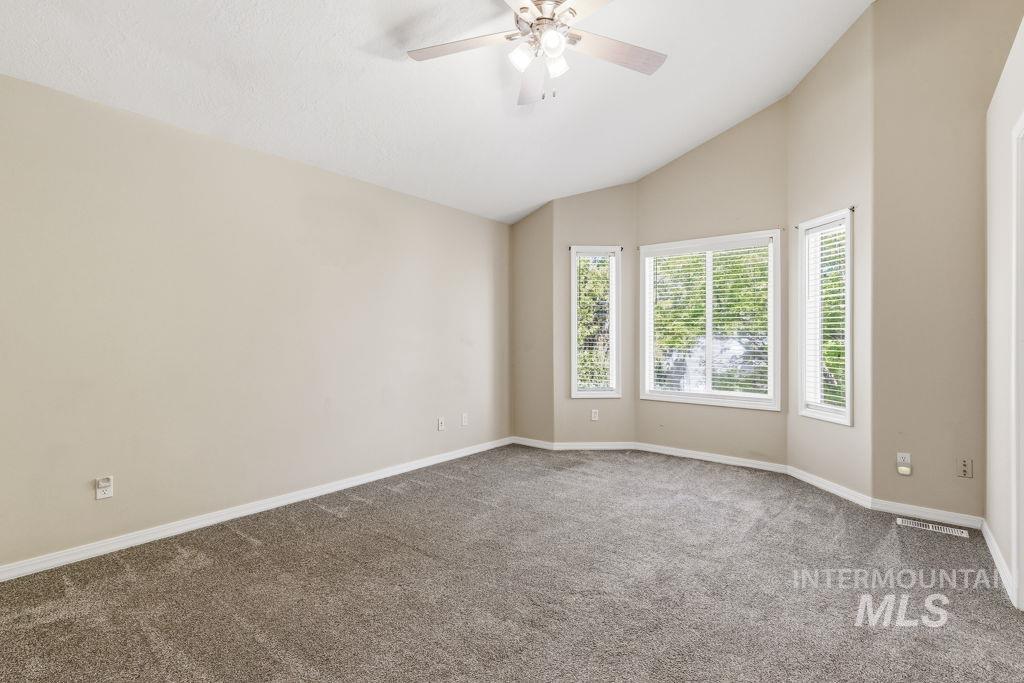 5292 N Bach Pl., Meridian, Idaho 83646, 4 Bedrooms, 3 Bathrooms, Residential For Sale, Price $535,000,MLS 98984683