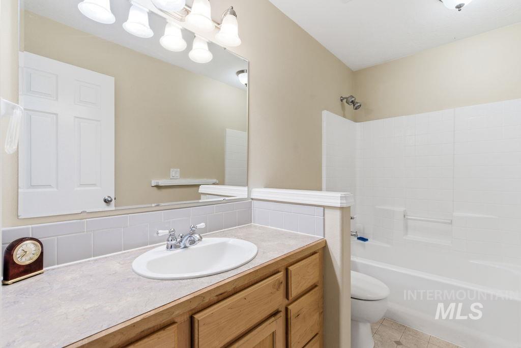5292 N Bach Pl., Meridian, Idaho 83646, 4 Bedrooms, 3 Bathrooms, Residential For Sale, Price $529,000, 98984683