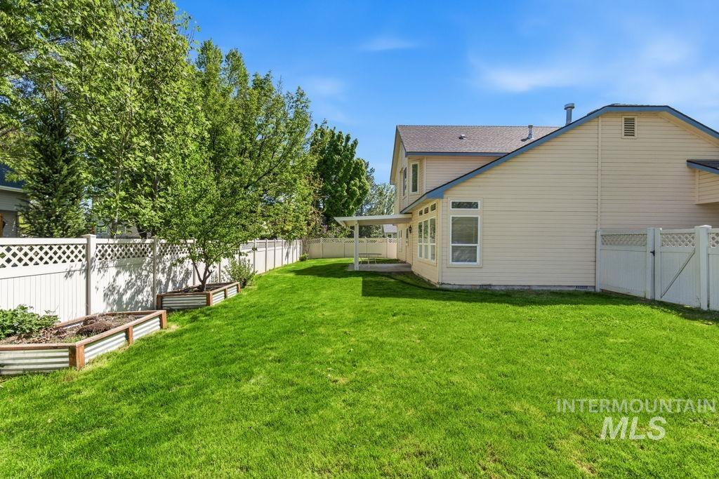 5292 N Bach Pl., Meridian, Idaho 83646, 4 Bedrooms, 3 Bathrooms, Residential For Sale, Price $529,000, 98984683