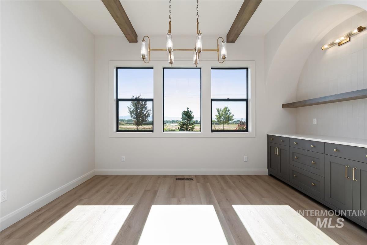 2200 N Palaestra Ave, Eagle, Idaho 83616, 3 Bedrooms, 2 Bathrooms, Residential For Sale, Price $949,900, 98984685