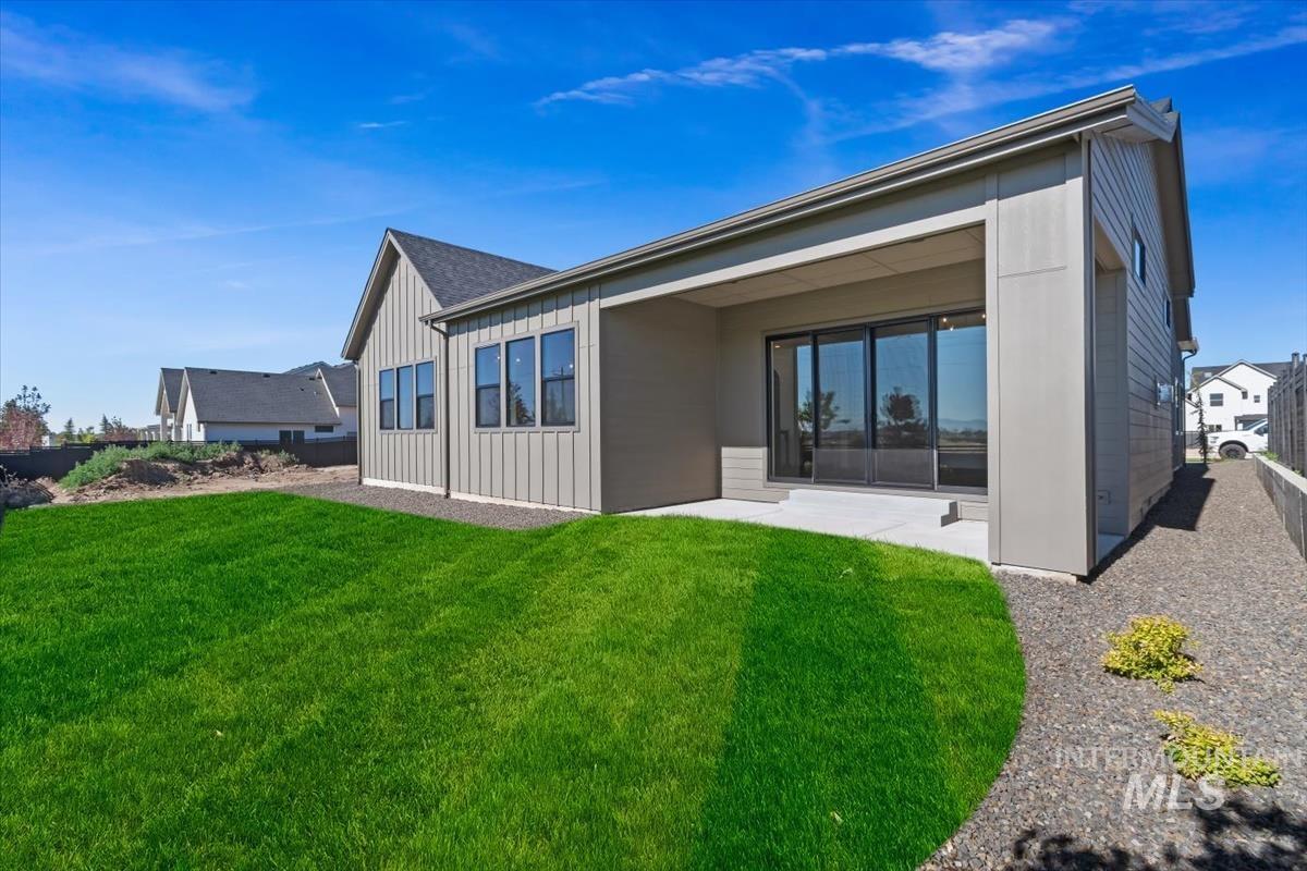 2200 N Palaestra Ave, Eagle, Idaho 83616, 3 Bedrooms, 2 Bathrooms, Residential For Sale, Price $974,900, 98984685