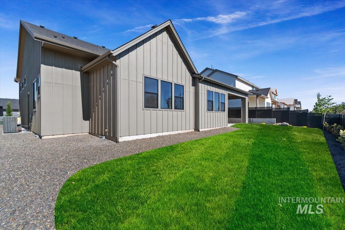 2200 N Palaestra Ave, Eagle, Idaho 83616, 3 Bedrooms, 2 Bathrooms, Residential For Sale, Price $974,900, 98984685