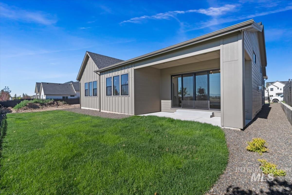 2200 N Palaestra Ave, Eagle, Idaho 83616, 3 Bedrooms, 2 Bathrooms, Residential For Sale, Price $974,900, 98984685