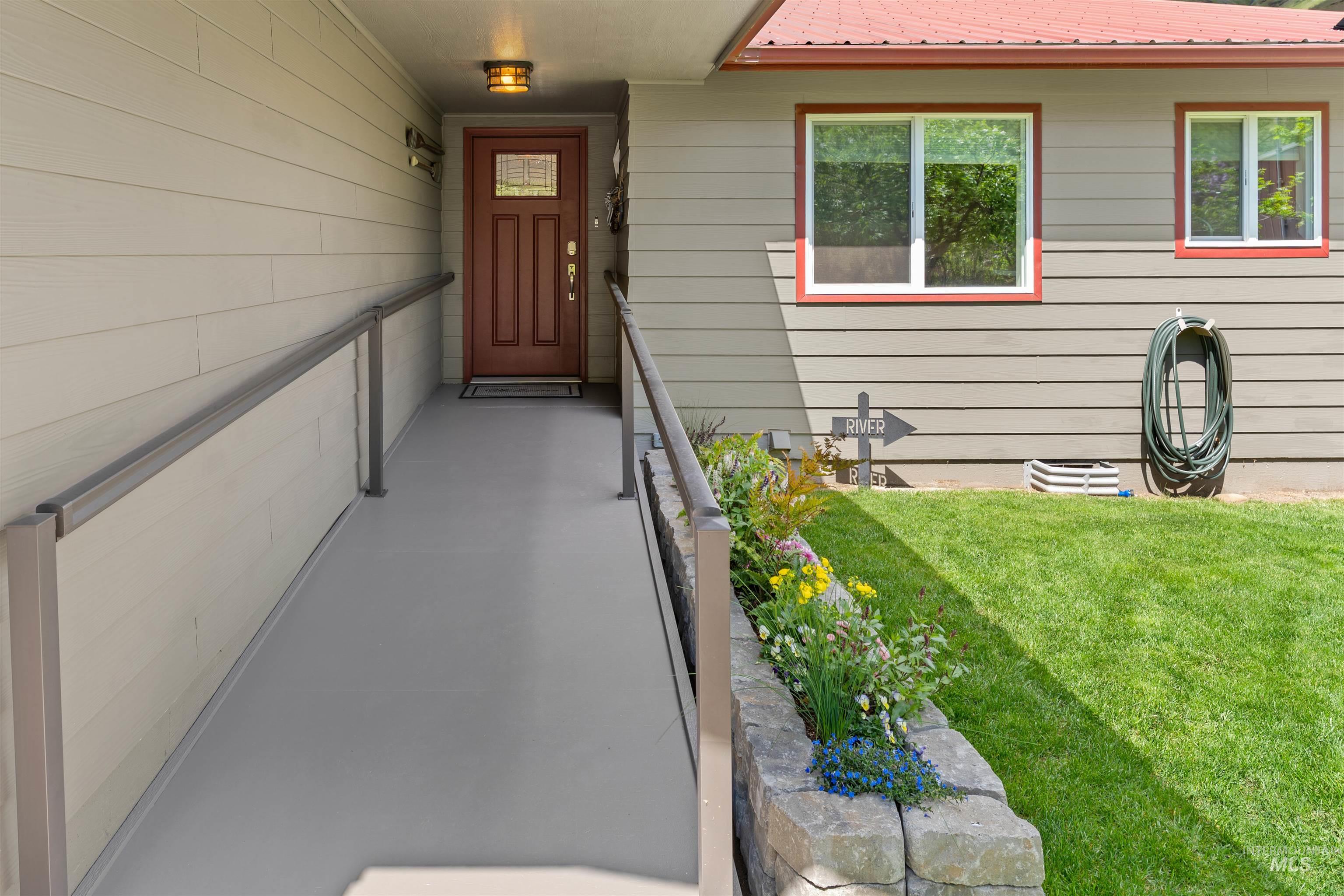 20015 Clark Street, Juliaetta, Idaho 83535, 3 Bedrooms, 2 Bathrooms, Residential For Sale, Price $625,000,MLS 98984687