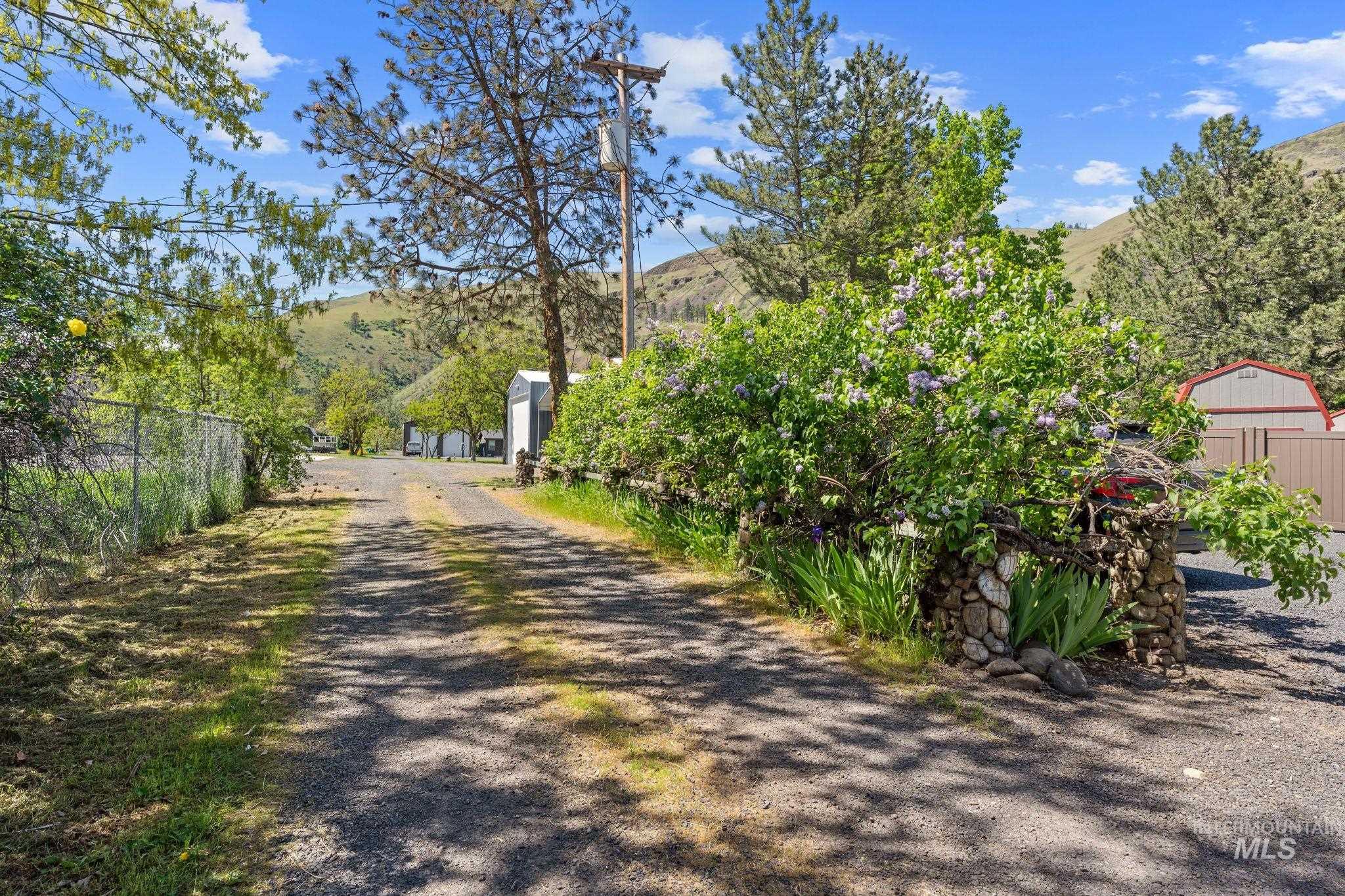 20015 Clark Street, Juliaetta, Idaho 83535, 3 Bedrooms, 2 Bathrooms, Residential For Sale, Price $625,000,MLS 98984687