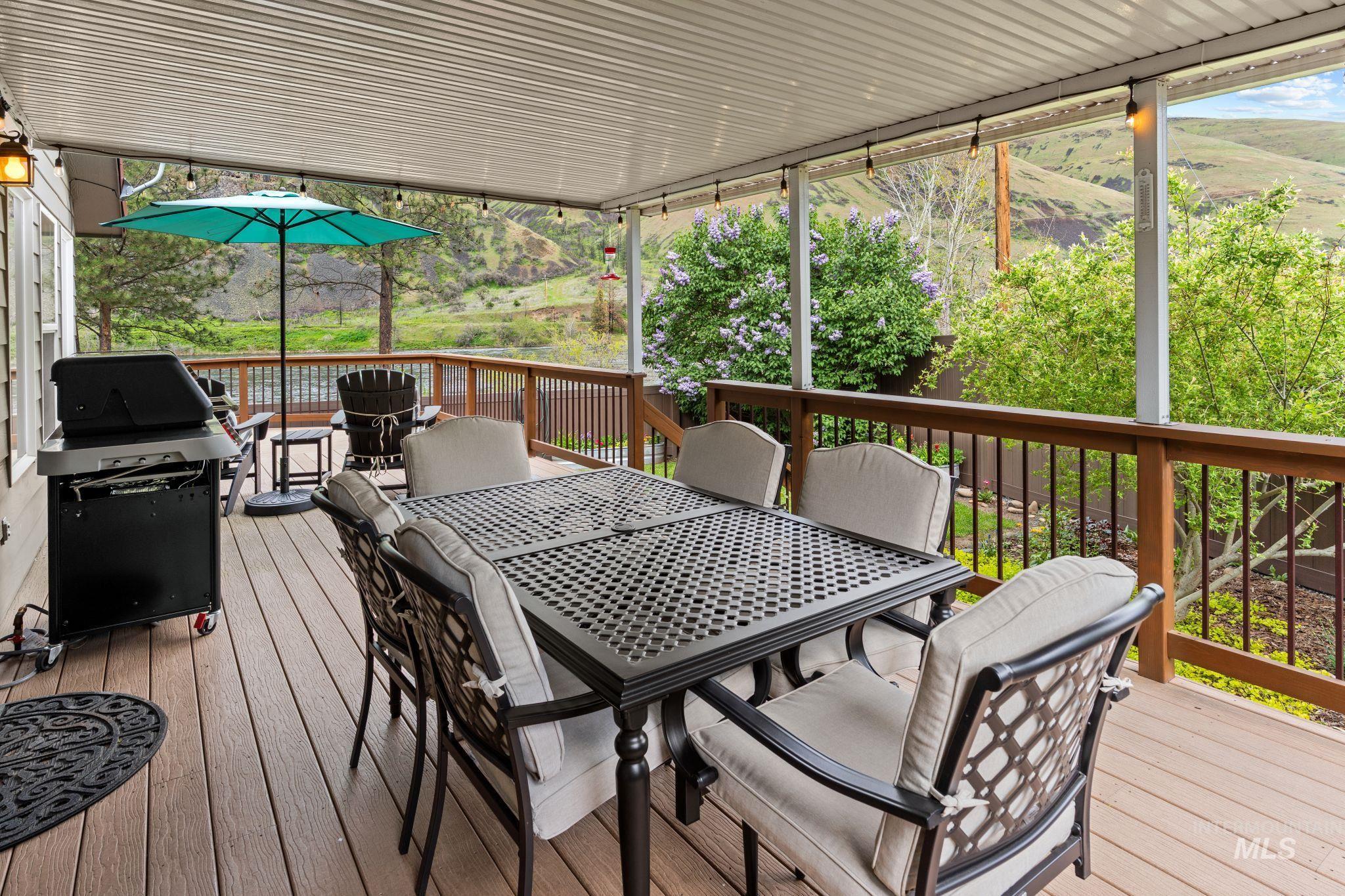 20015 Clark Street, Juliaetta, Idaho 83535, 3 Bedrooms, 2 Bathrooms, Residential For Sale, Price $625,000,MLS 98984687