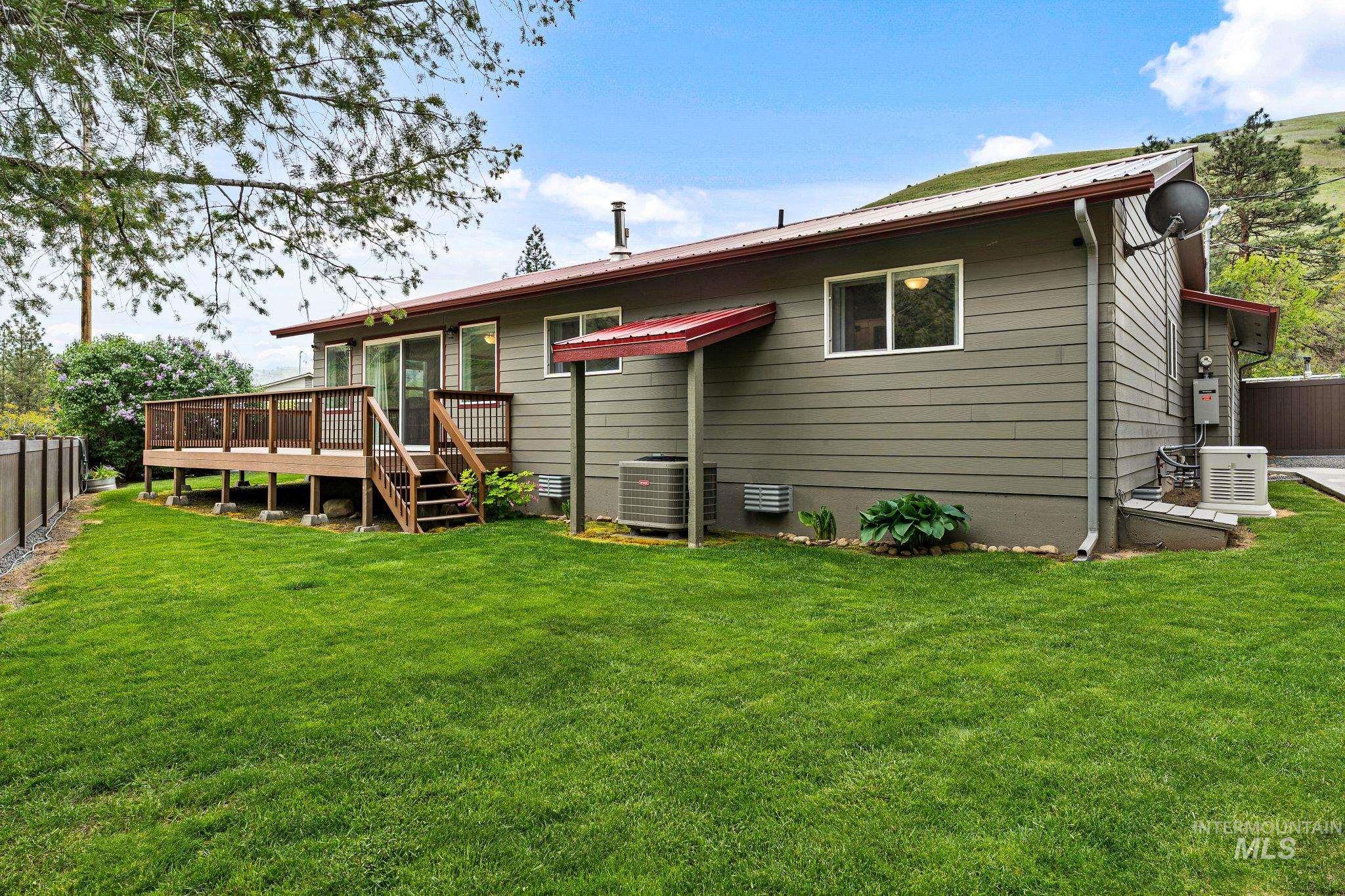 20015 Clark Street, Juliaetta, Idaho 83535, 3 Bedrooms, 2 Bathrooms, Residential For Sale, Price $625,000,MLS 98984687