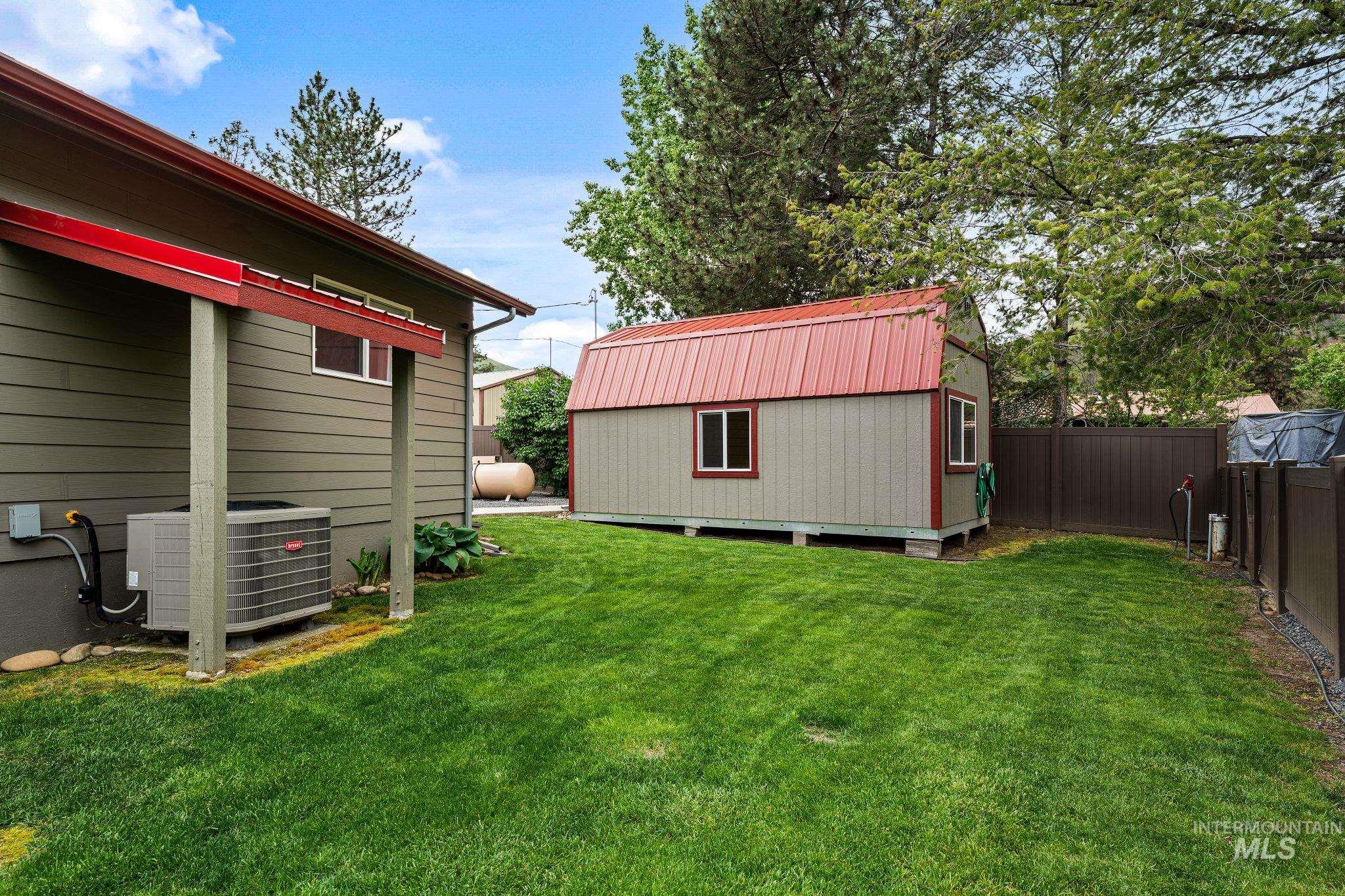 20015 Clark Street, Juliaetta, Idaho 83535, 3 Bedrooms, 2 Bathrooms, Residential For Sale, Price $625,000,MLS 98984687