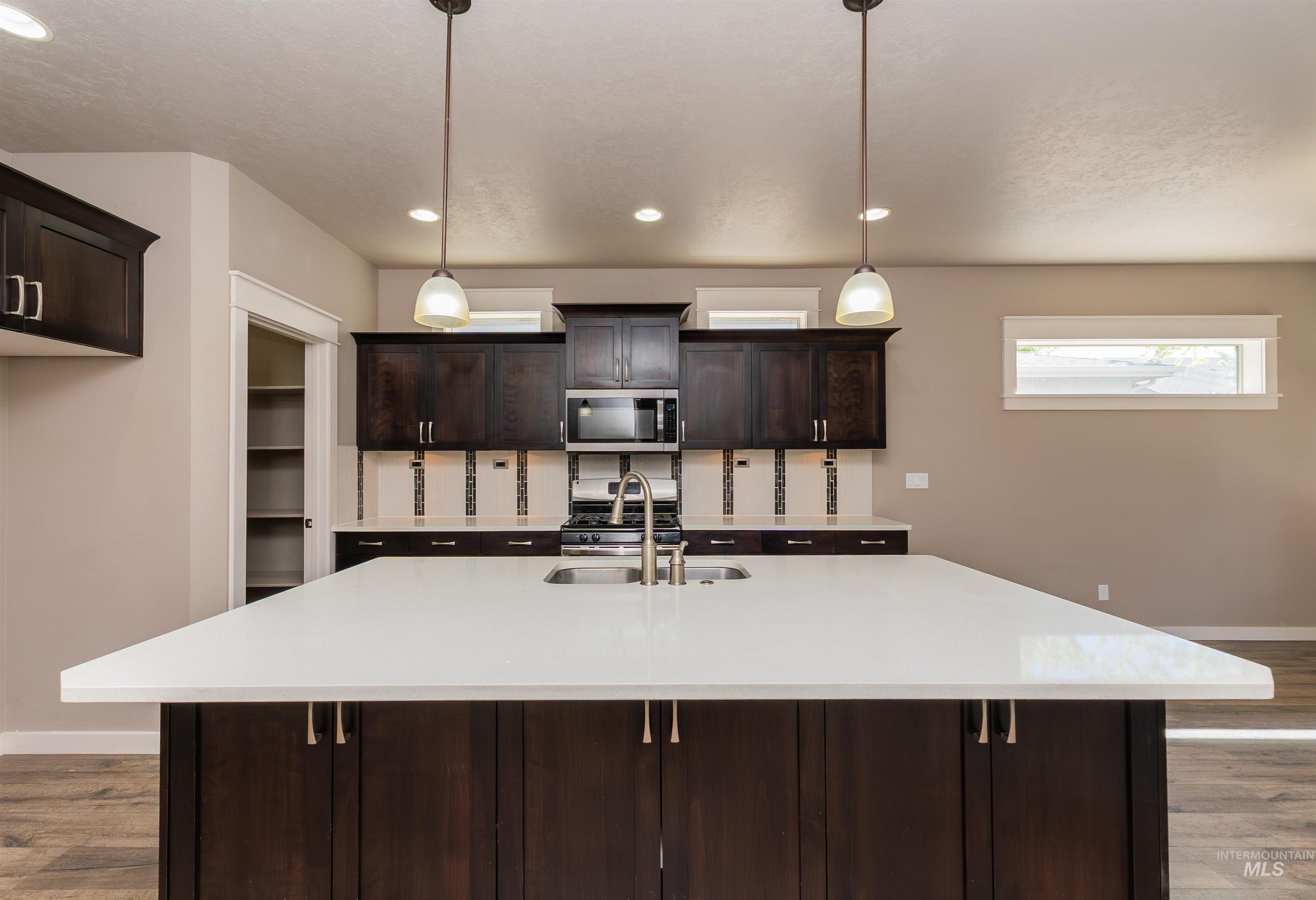1223 W Sandcrest Ct, Nampa, Idaho 83686, 4 Bedrooms, 2.5 Bathrooms, Residential For Sale, Price $589,900,MLS 98984688